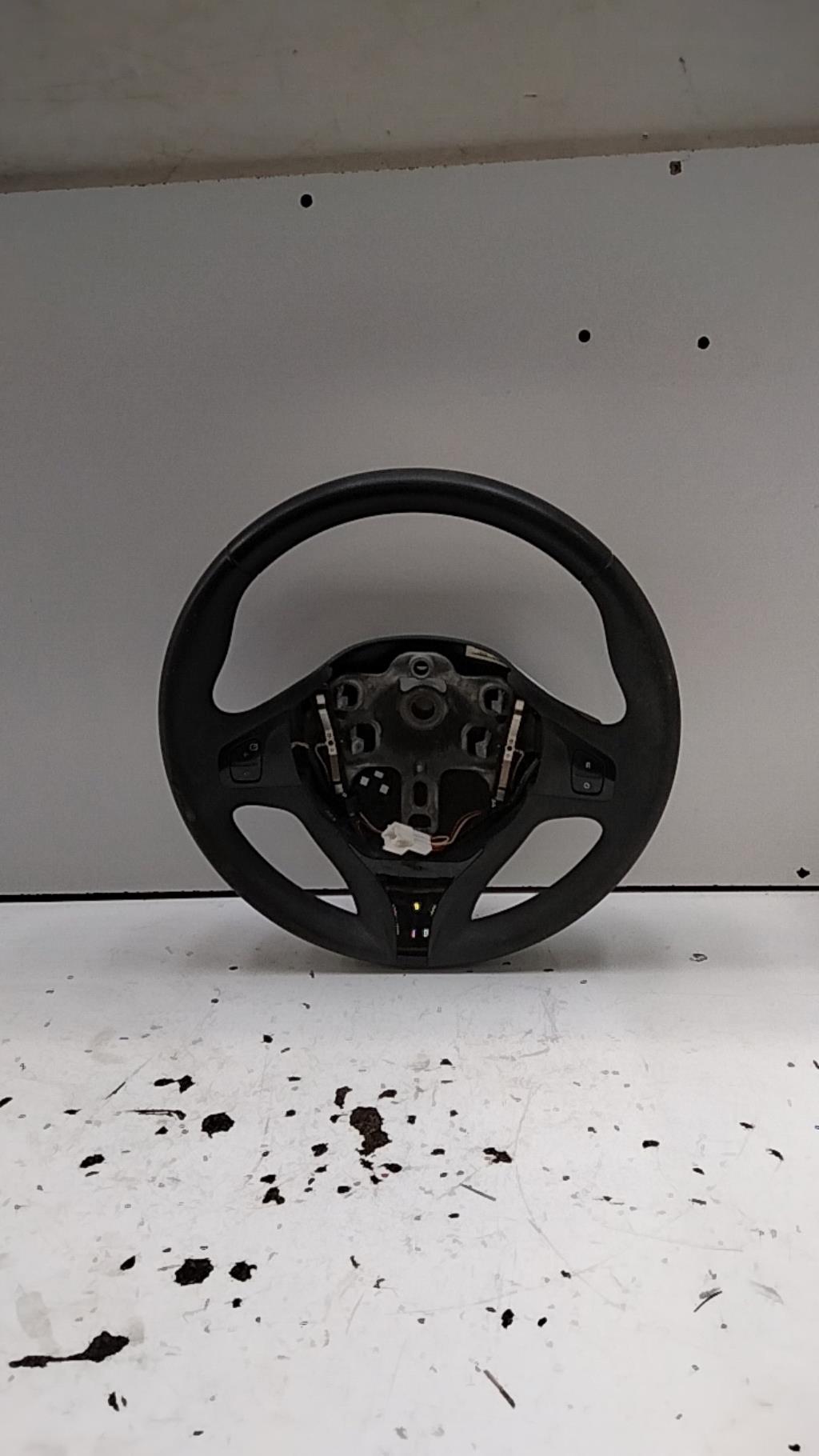 Volant RENAULT CLIO 4 PHASE 1 Diesel - 1