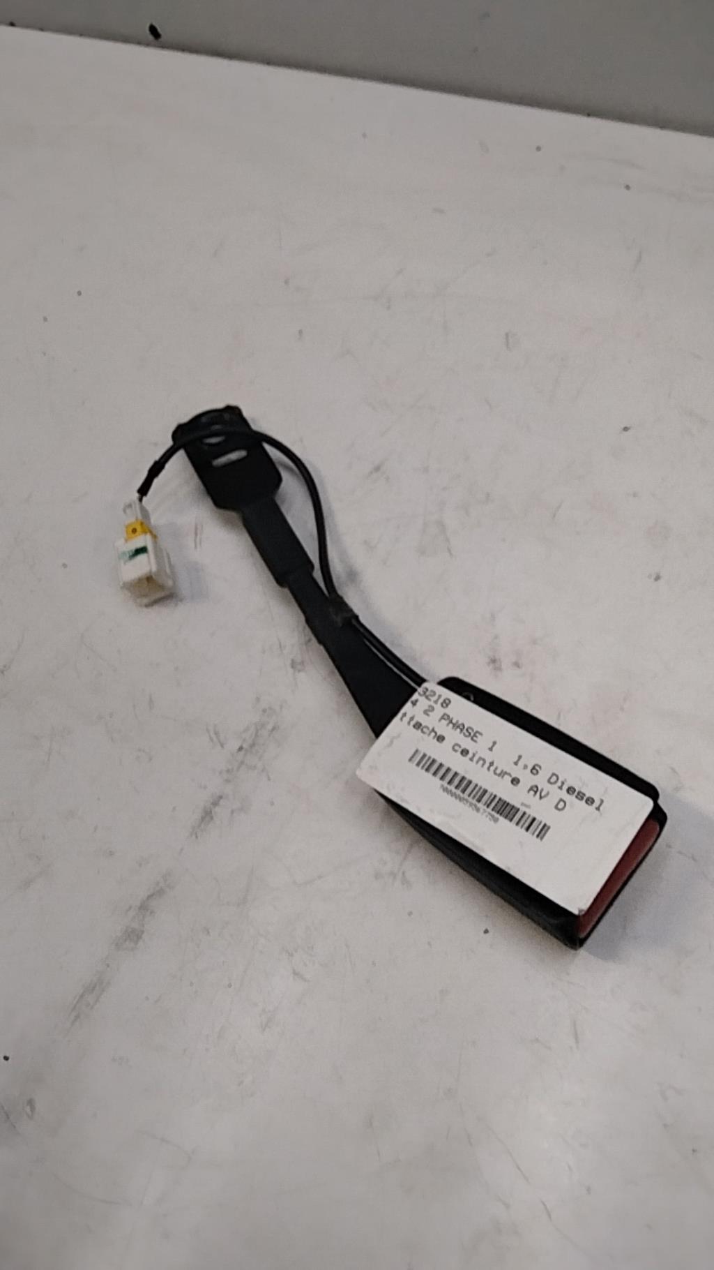 Aggancio cintura sicurezza anteriore destro CITROEN C4 2 PHASE 1 Diésel - 1