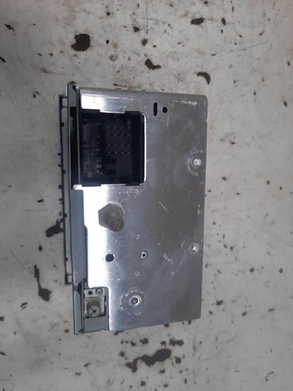 Autoradio originale FORD MONDEO 3 PHASE 1 BREAK  - 1
