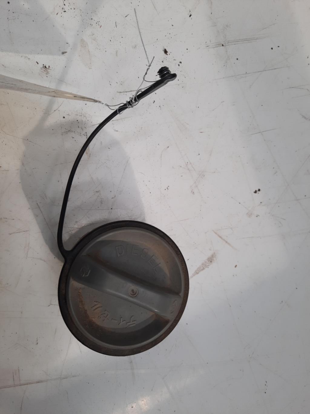 Bouchon de carburant TOYOTA RAV4 2 PHASE 1 Diesel - 1