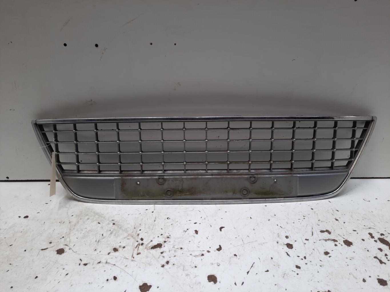 Calandre FORD MONDEO 3 PHASE 1 BREAK  - 1