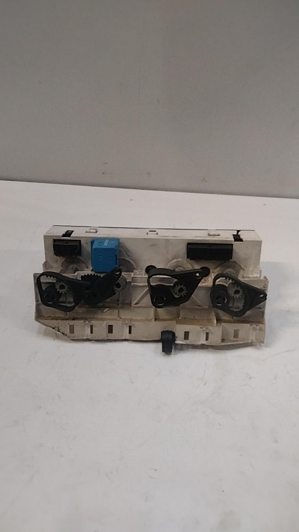 Commande chauffage RENAULT SAFRANE PHASE 1  - 1