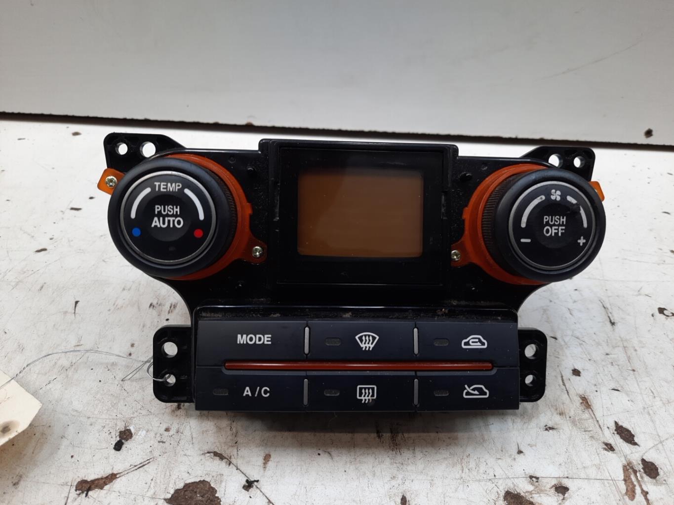 Commande chauffage KIA CARENS 3 Diesel - 1