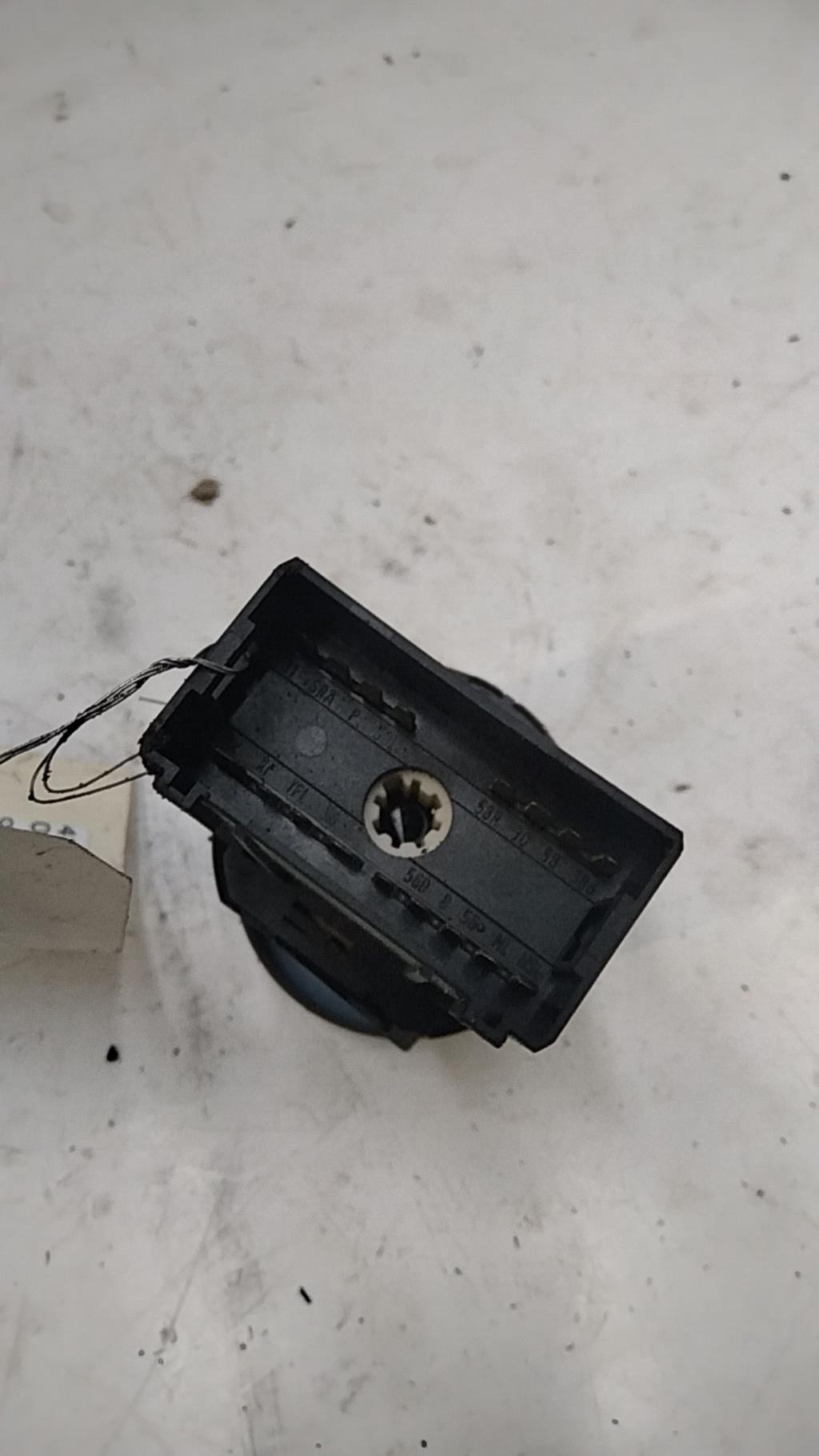 Commande de phare VOLKSWAGEN GOLF 4  - 1