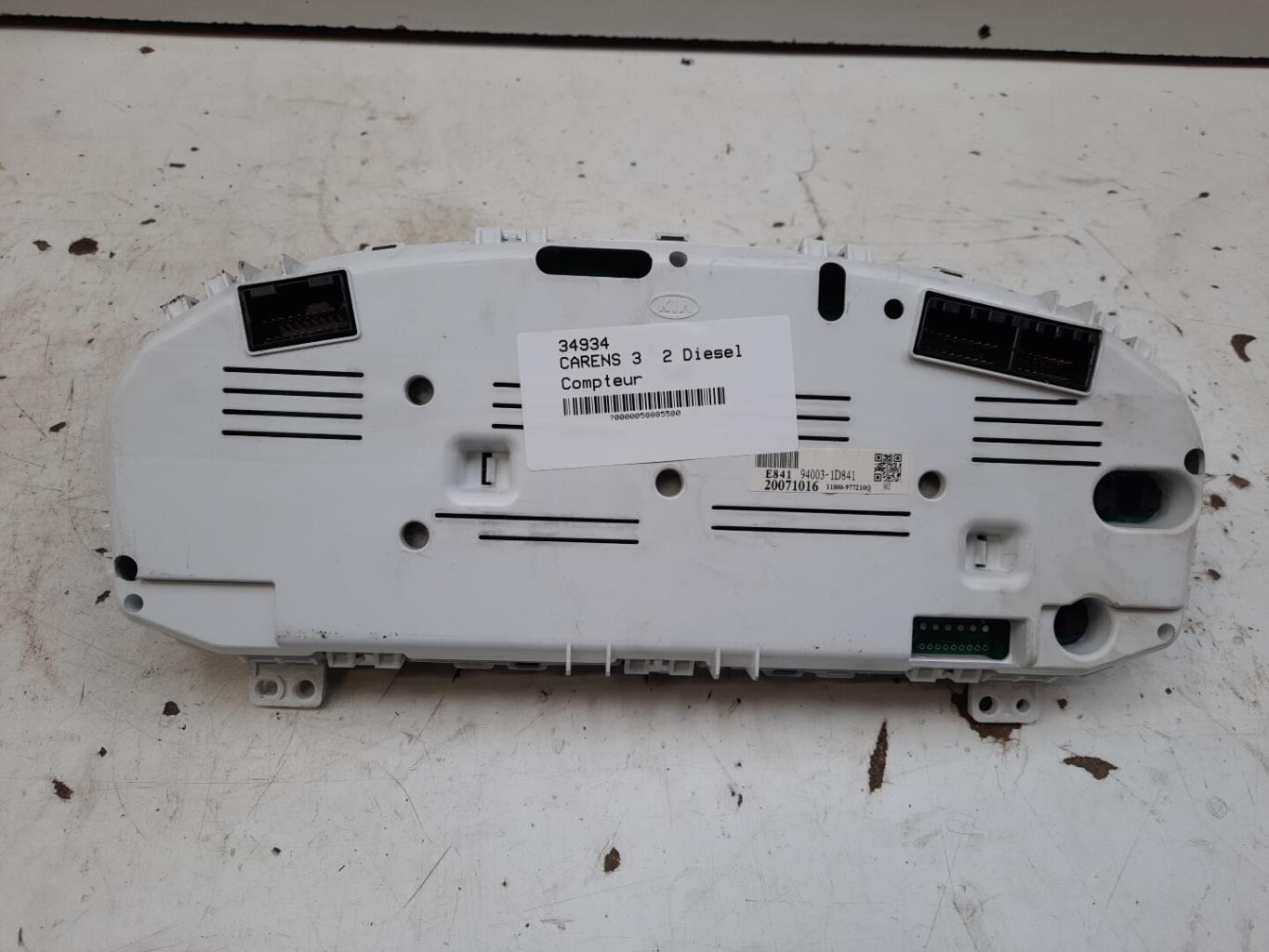 Compteur KIA CARENS 3 Diesel - 1