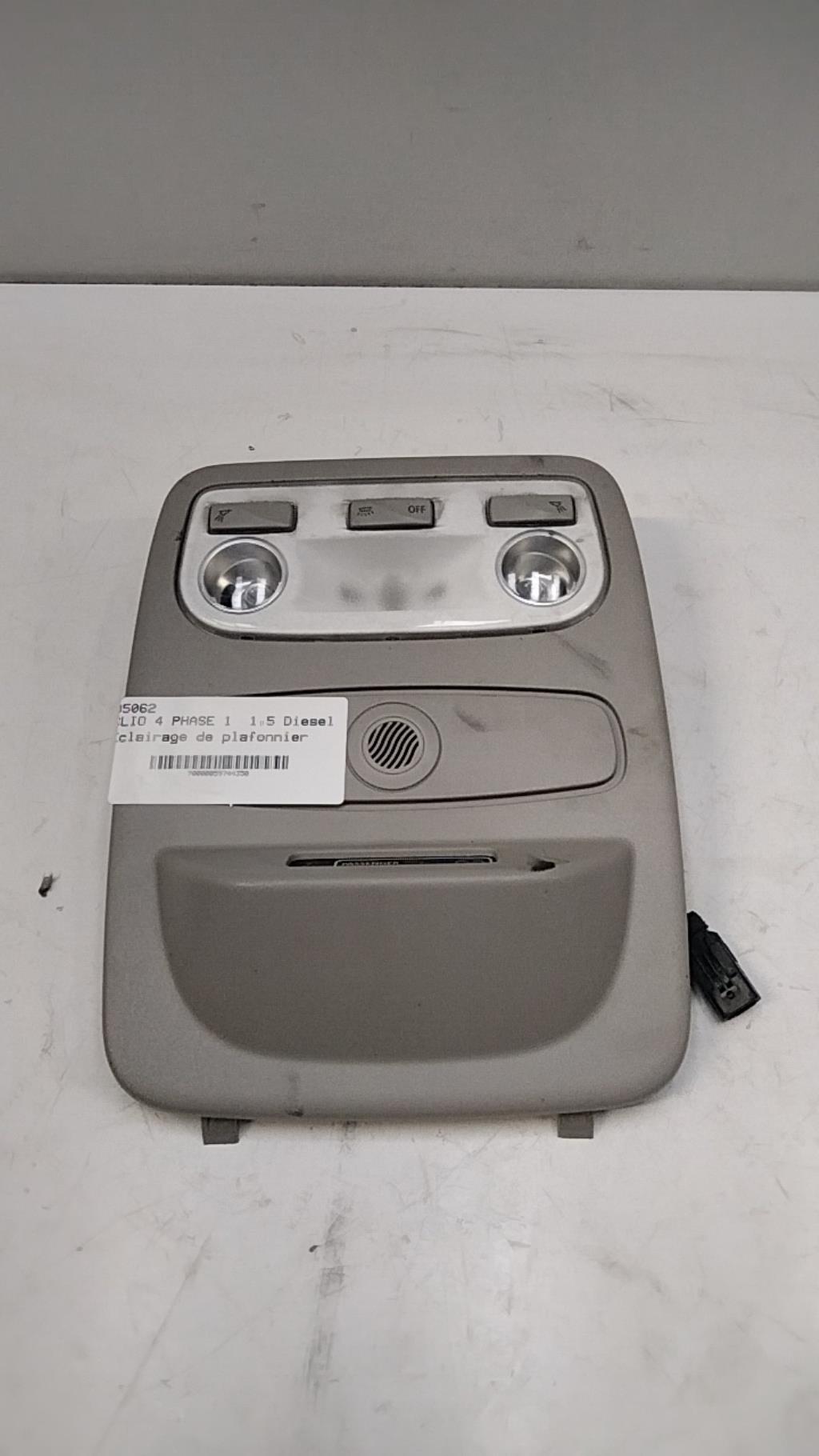 Eclairage de plafonnier RENAULT CLIO 4 PHASE 1 Diesel - 1