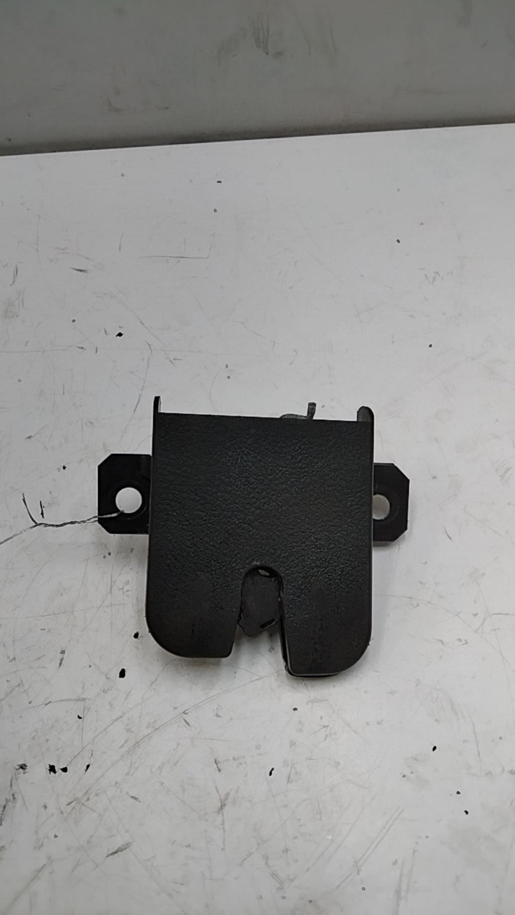 Chiusura centralizzata bagagliaio VOLKSWAGEN GOLF 4  - 1
