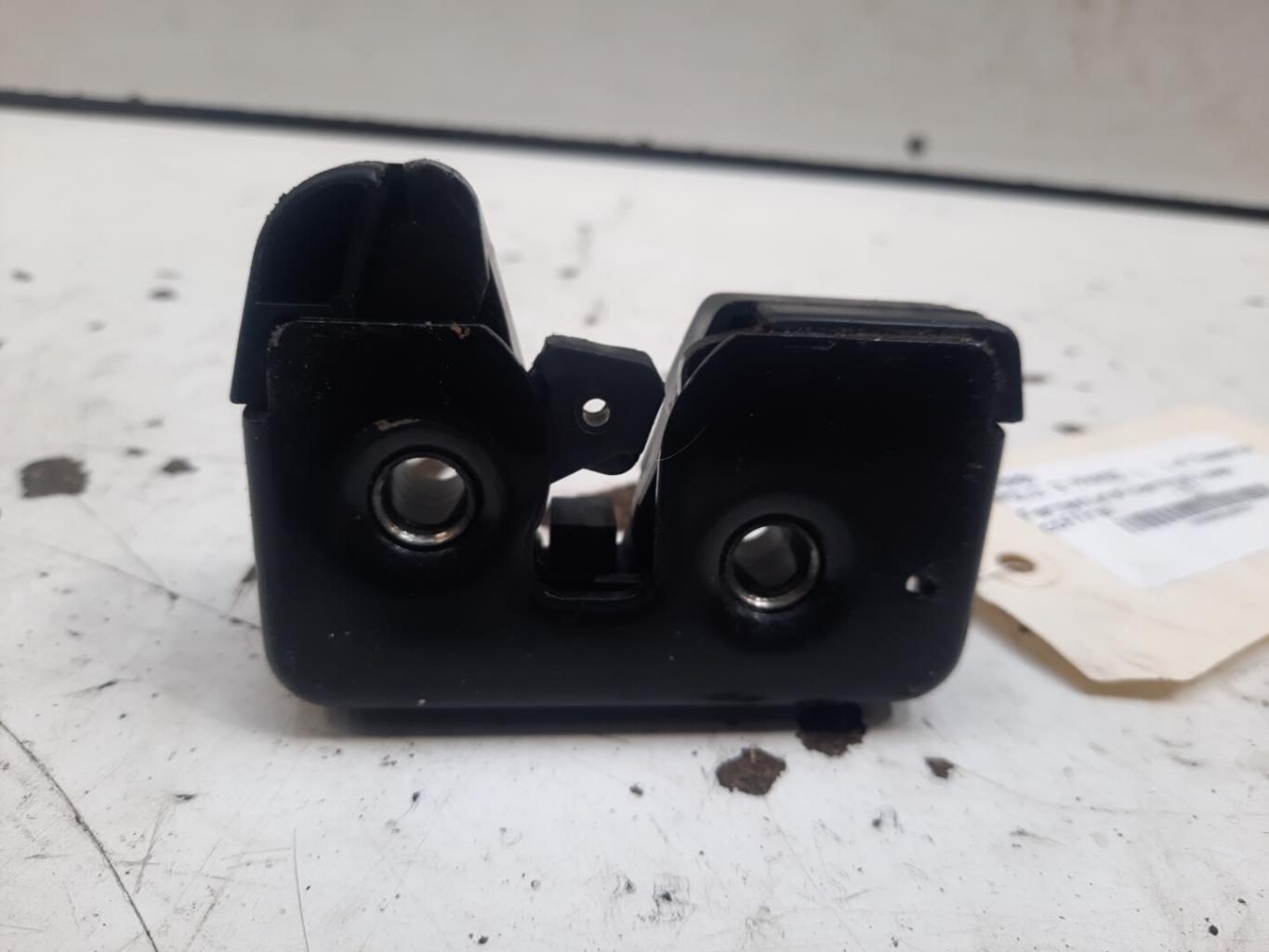 Chiusura centralizzata bagagliaio VOLKSWAGEN POLO 3 PHASE 1 Gasolina - 1