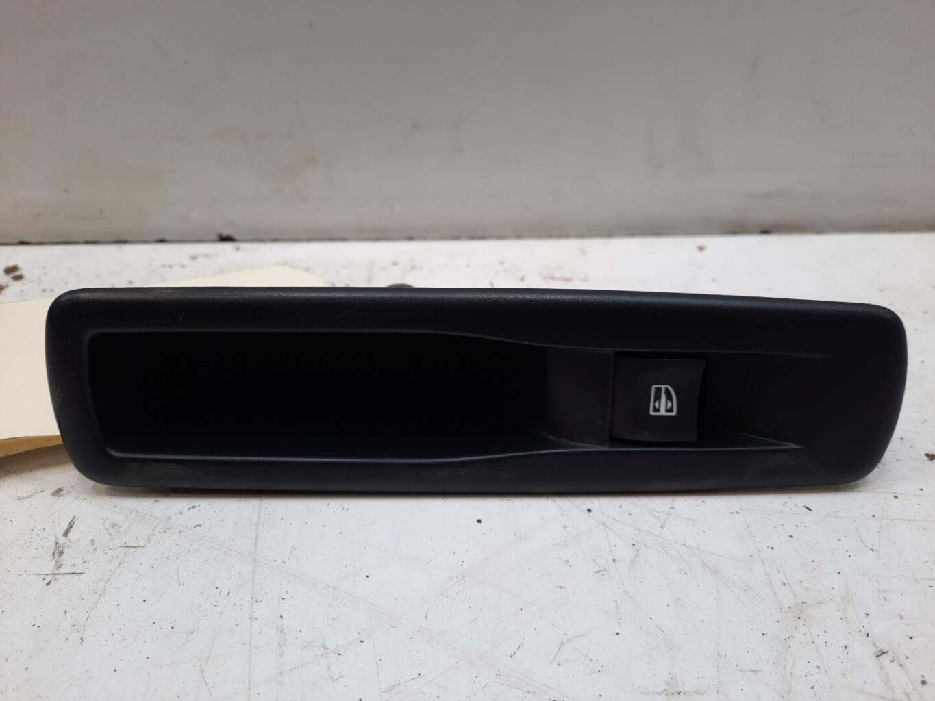 Interruttore lavacristalli posteriore destro RENAULT MEGANE 3 PHASE 1 Diésel - 1