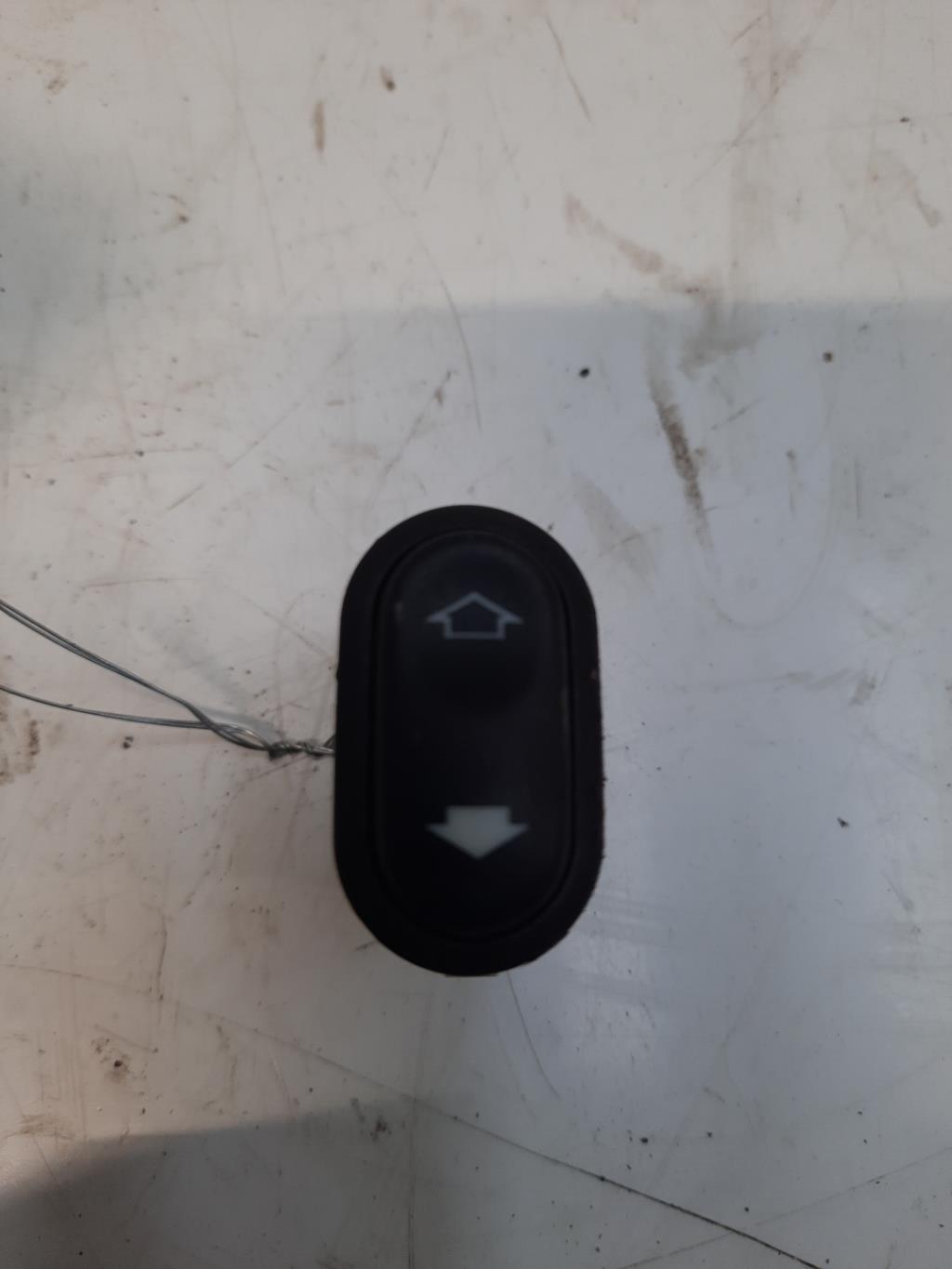 Interruttore lavacristalli posteriore sinistro FORD MONDEO 1 PHASE 2  - 1