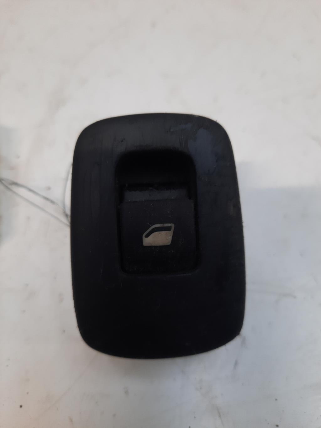 Interruttore lavacristalli posteriore sinistro PEUGEOT 207 PHASE 1 Diésel - 1