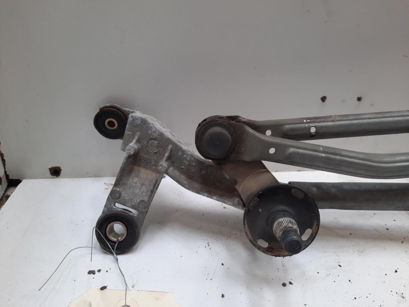 Motore tergicristallo anteriore HONDA CIVIC 7 Gasolina - 1
