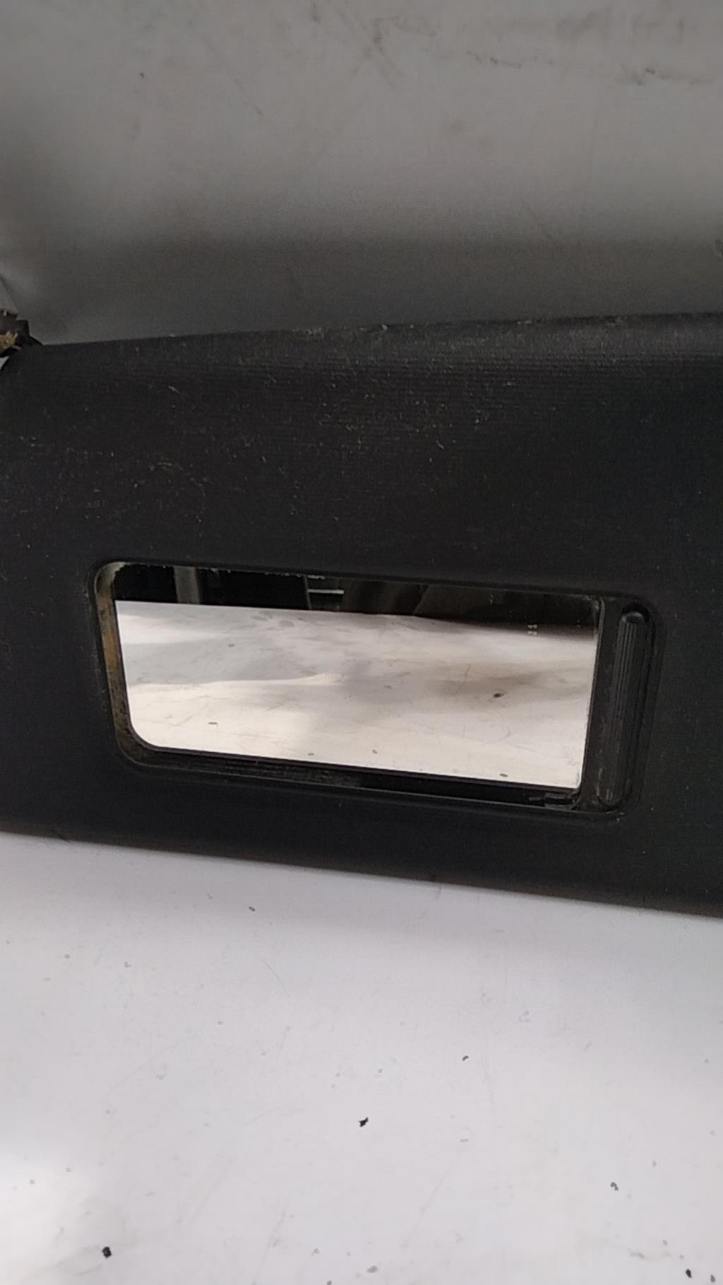 Visiera parasole sinistra VOLKSWAGEN SCIROCCO 3 PHASE 1 COUPE Gasolina - 1
