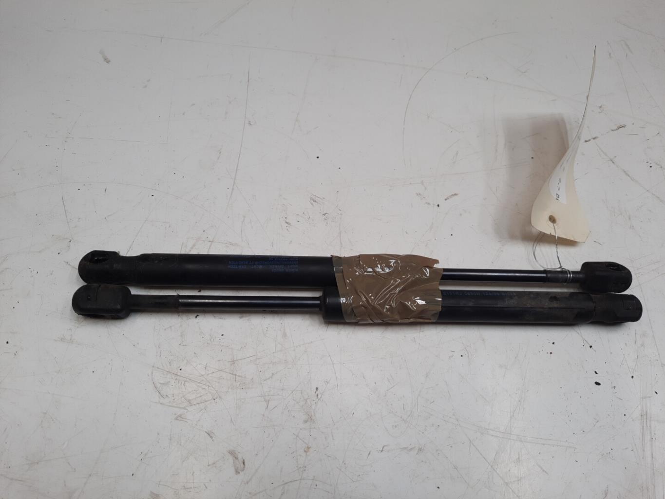 Verin de coffre AUDI A4 2 CABRIO PHASE 2 Diesel - 1
