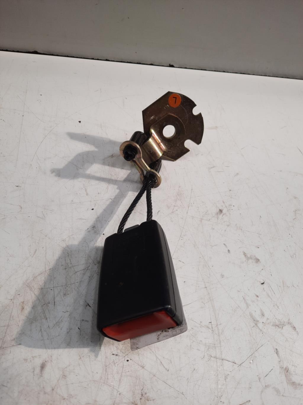 Aggancio cintura sicurezza posteriore sinistro FORD MONDEO 1 PHASE 2  - 1