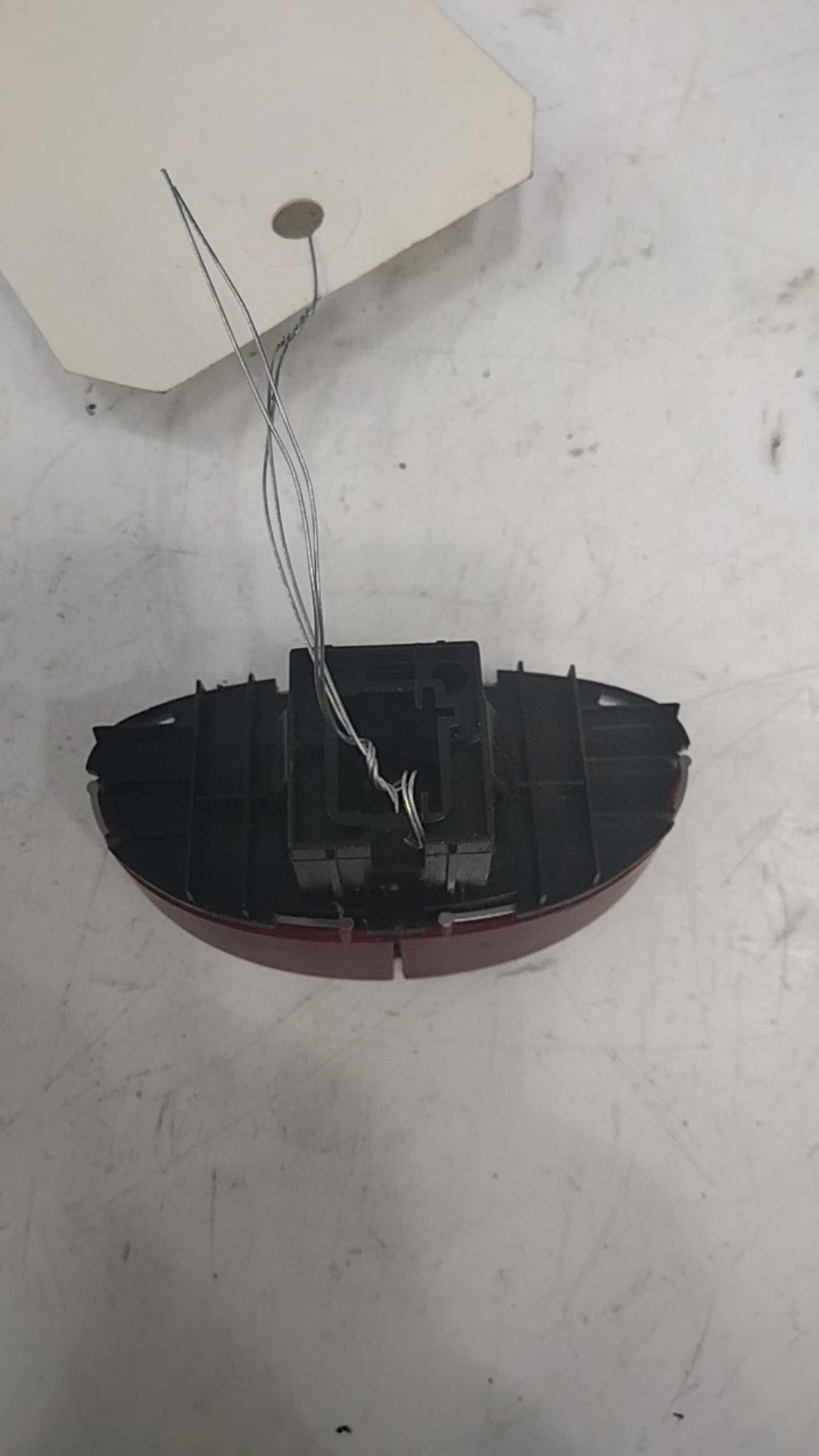 Bouton de warning PEUGEOT 206 PHASE 1 BREAK Diesel - 1