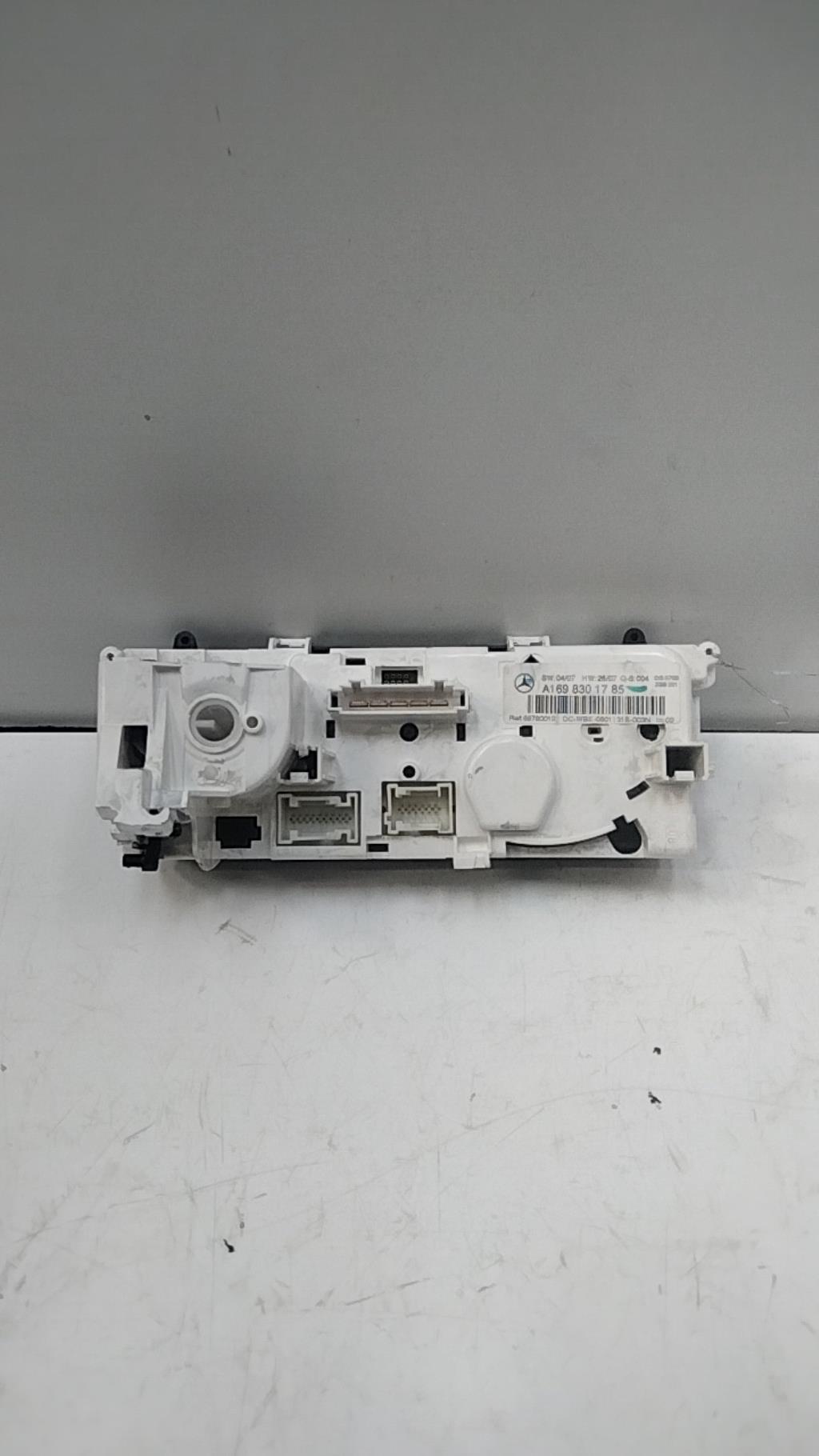 Commande chauffage MERCEDES CLASSE B 245 PHASE 1 Diesel - 1