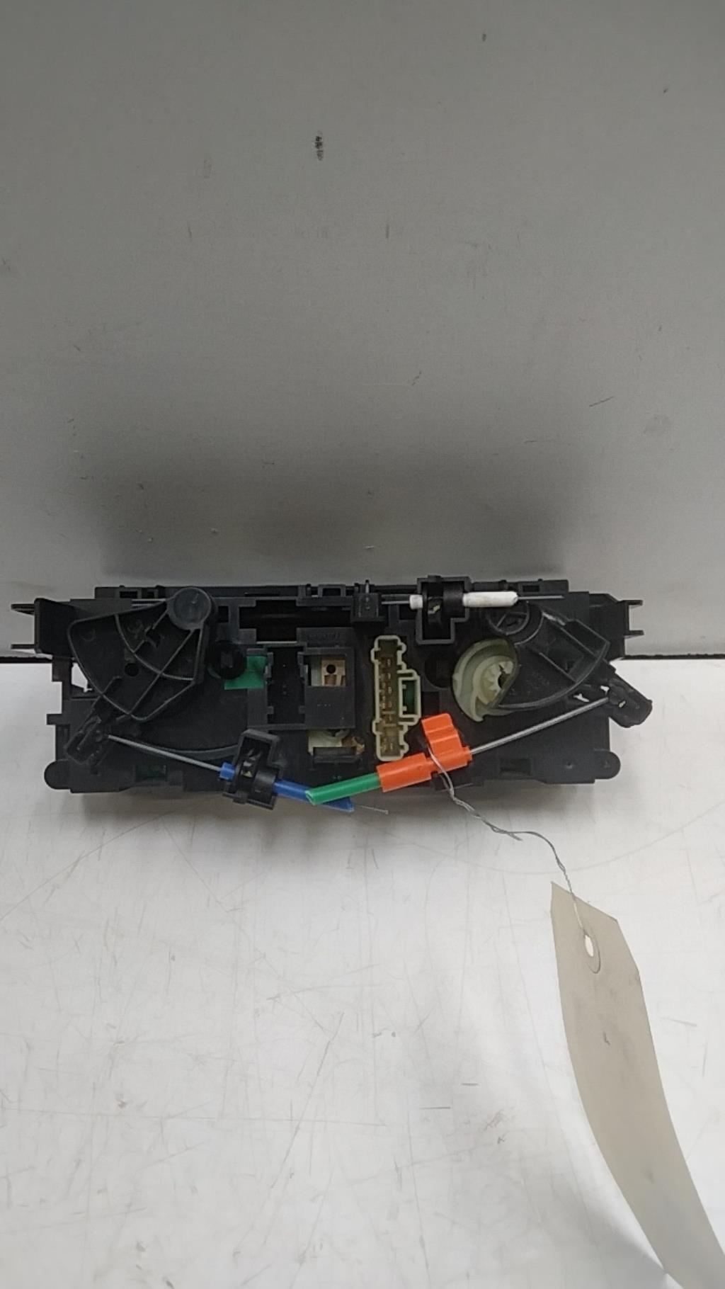 Commande chauffage PEUGEOT 207 Essence - 1