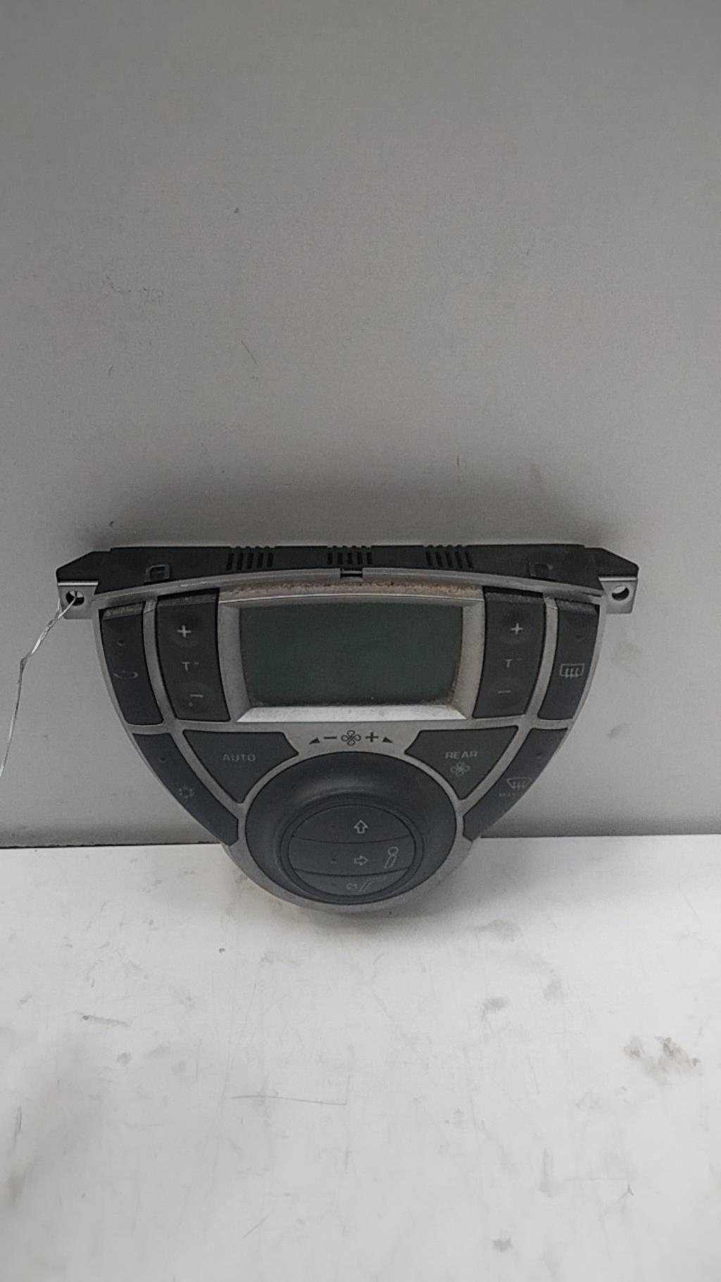 Commande chauffage CITROEN C8 Diesel - 1