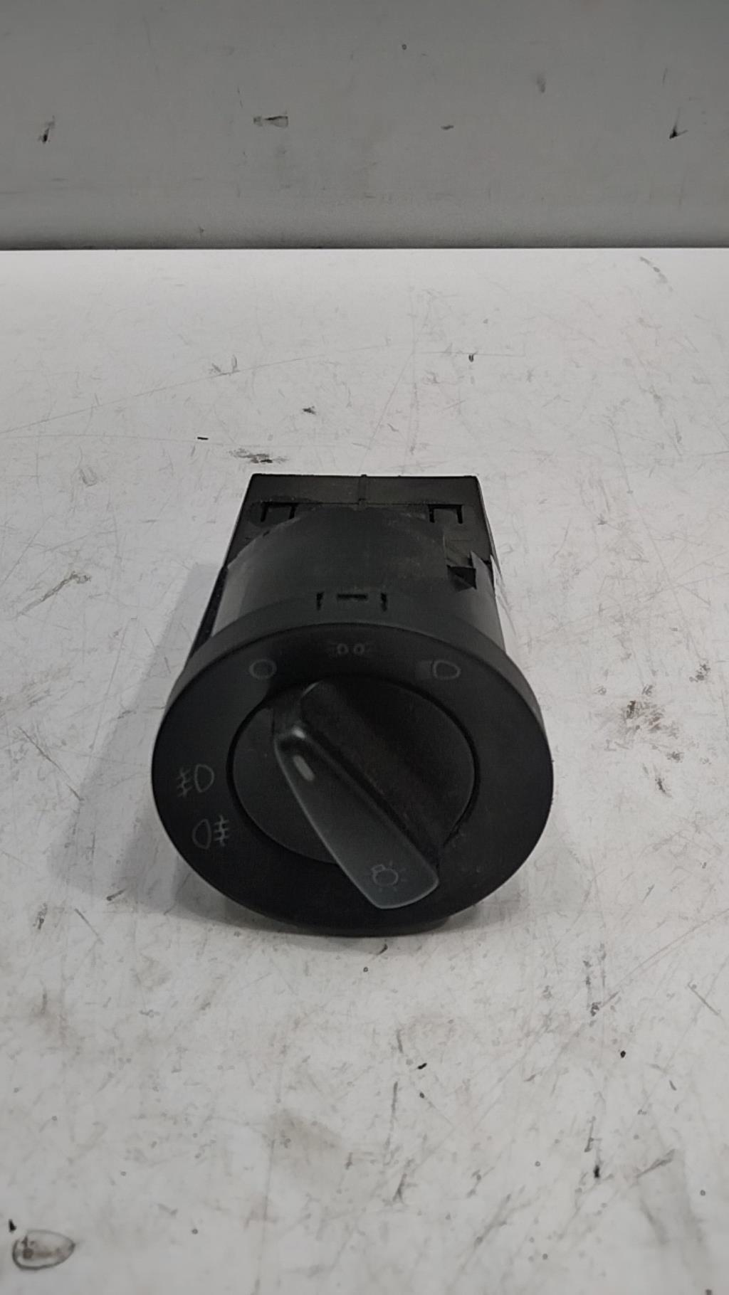 Commande de phare SKODA FABIA 2 PHASE 1 Diesel - 1
