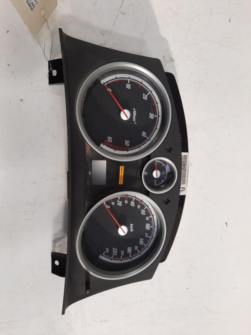 Compteur OPEL ZAFIRA B PHASE 2 Diesel - 1