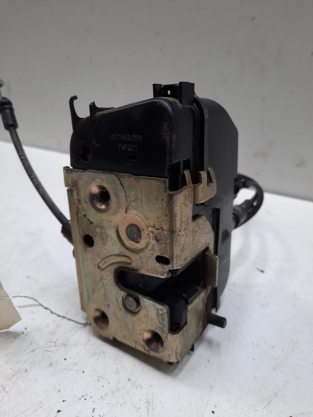 Chiusura centralizzata posteriore sinistra RENAULT ESPACE 4 PHASE 1 Diésel - 1