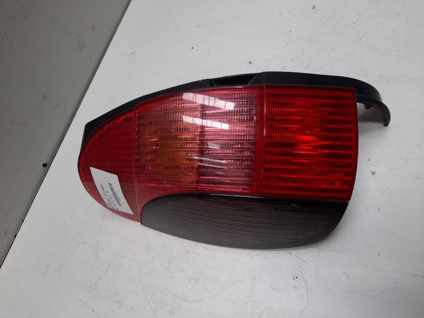 Fanale posteriore principale sinistro (luci) PEUGEOT 306 BREAK Diésel - 1