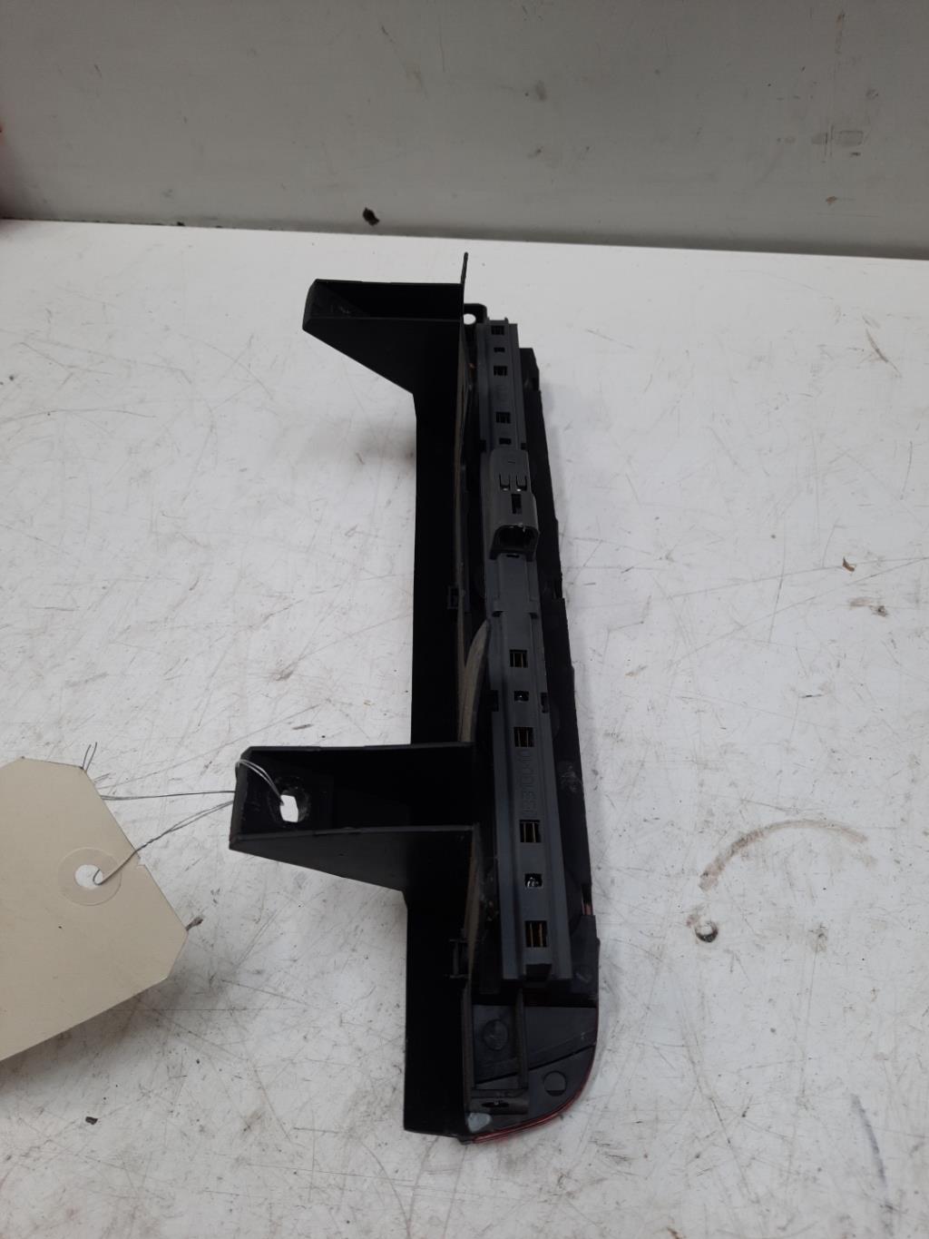 Feu arriere stop central SUZUKI WAGON-R PHASE 2 Essence - 1