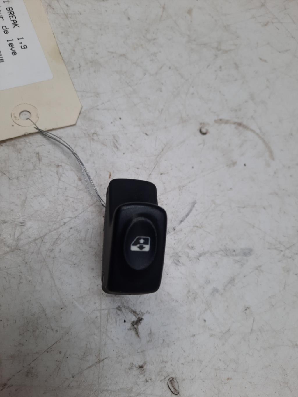 Interruttore lavacristalli anteriore destro RENAULT MEGANE 1 BREAK  - 1