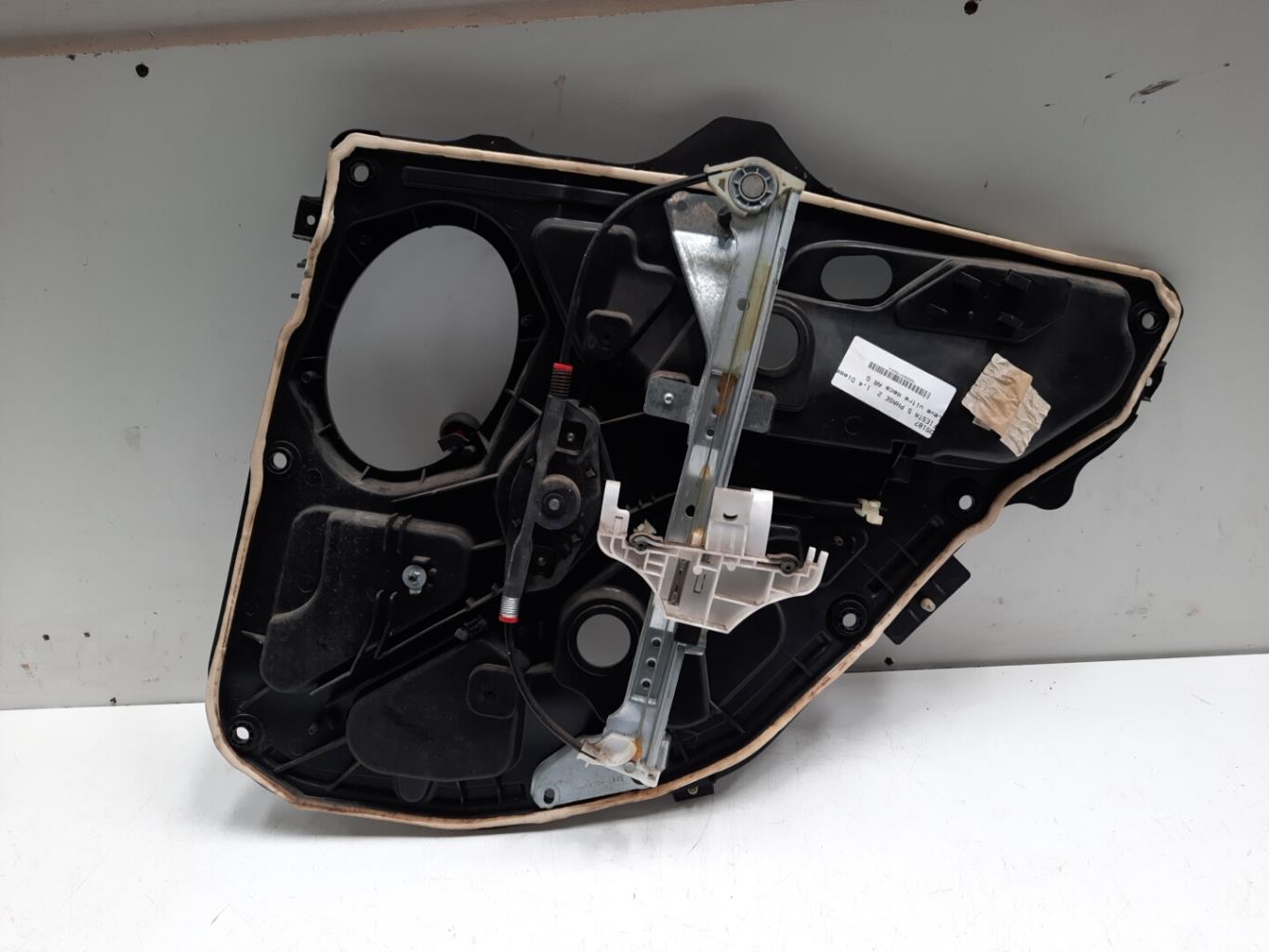 Alzacristalli manuale posteriore sinistro FORD FIESTA 5 PHASE 2 Diésel - 1