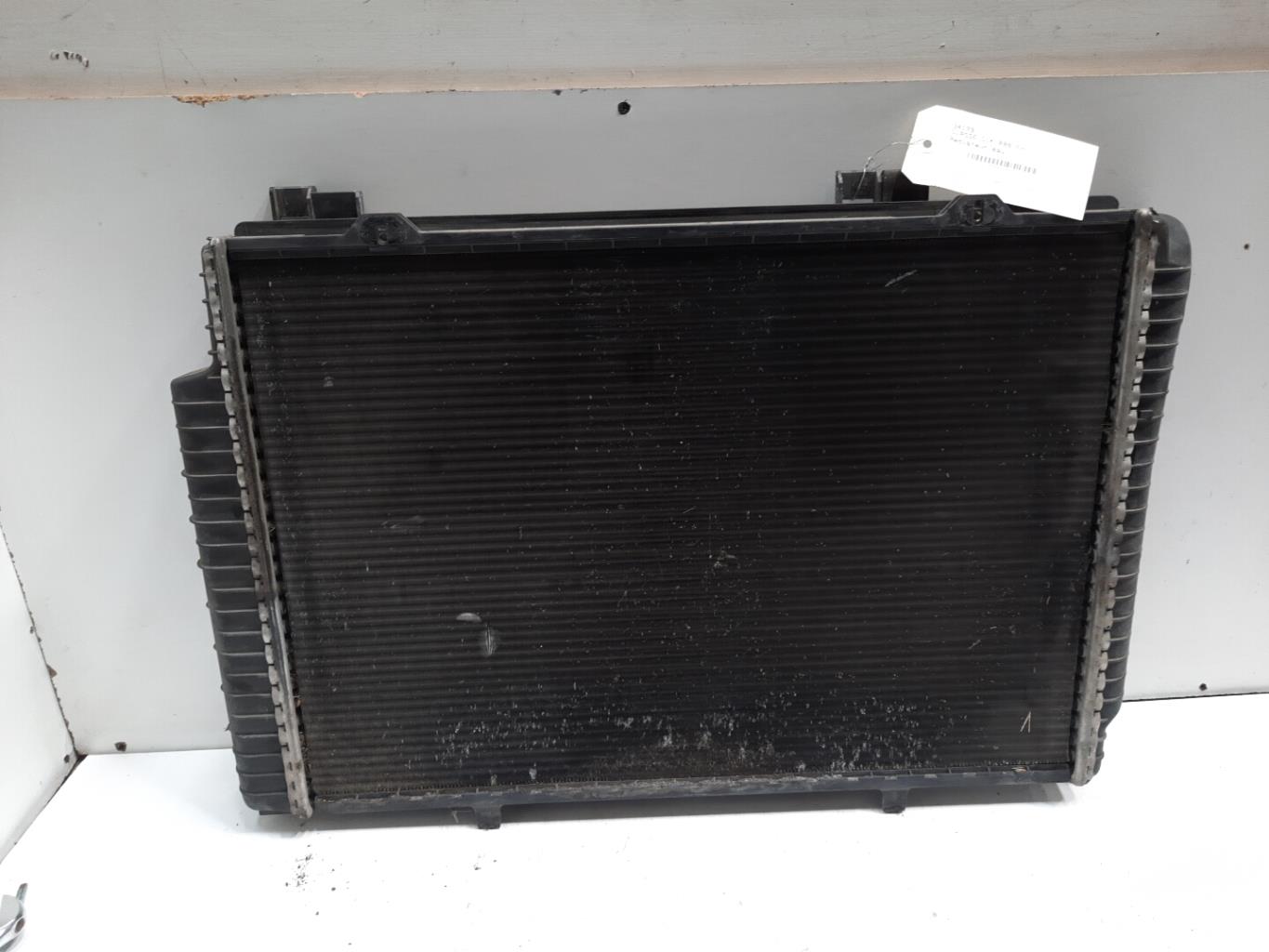 Radiateur eau MERCEDES CLASSE CLK 208 PHASE 1 COUPE  - 1