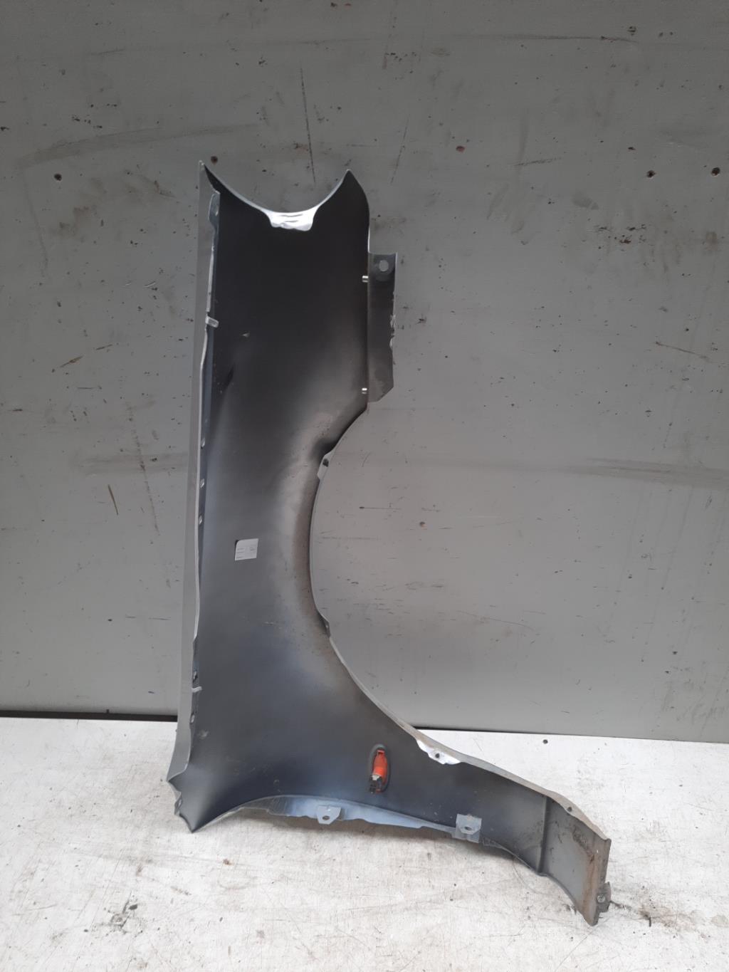 Parafango anteriore sinistro FORD MONDEO 1 PHASE 2  - 1