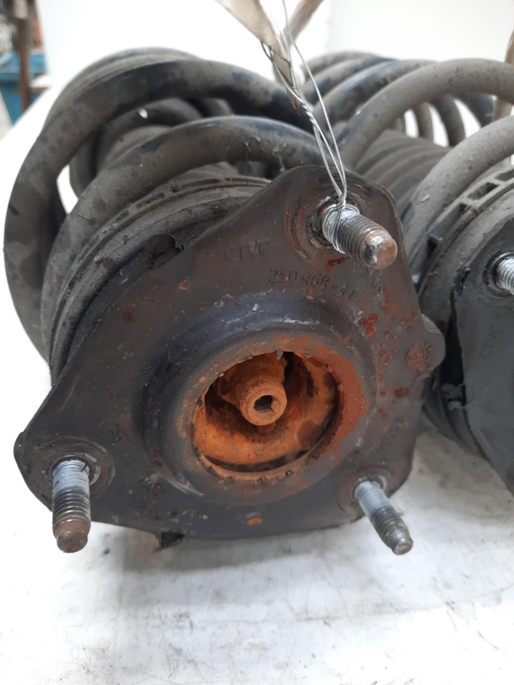 Ammortizzatore anteriore sinistro FORD FIESTA 5 PHASE 2 Diésel - 1