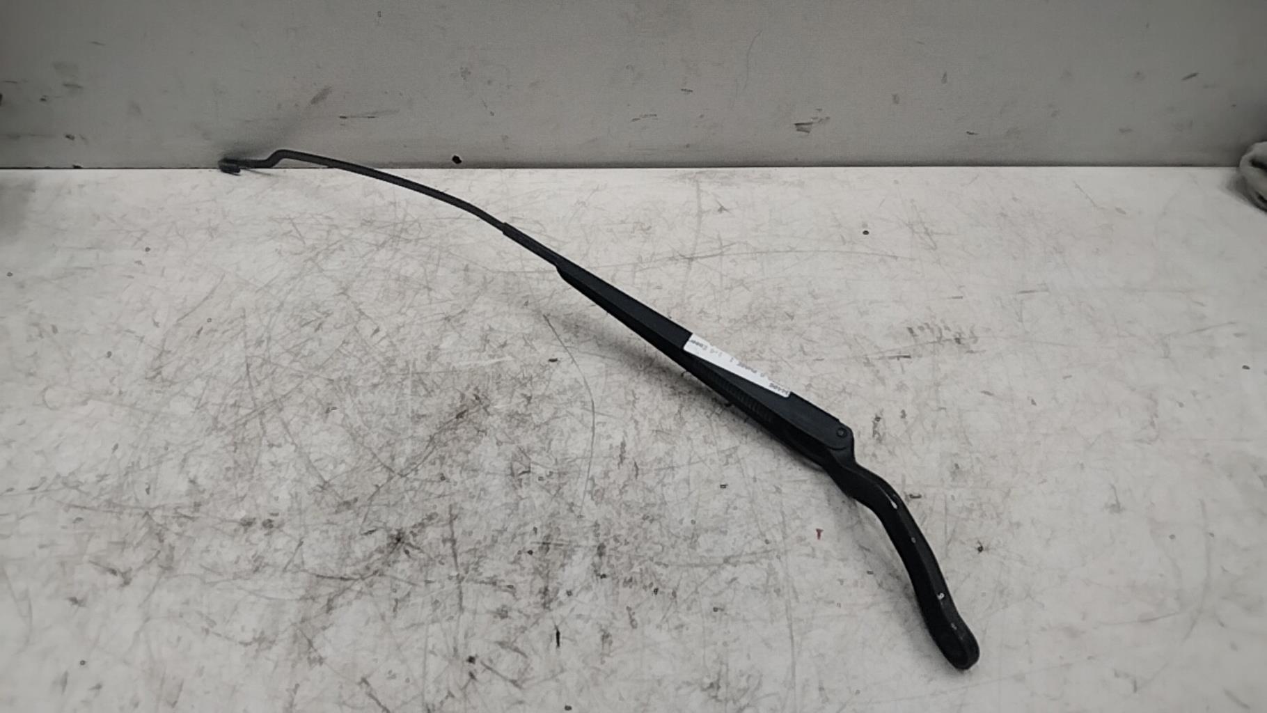 Braccio tergicristallo anteriore destro FORD FIESTA 5 PHASE 1 Gasolina - 1