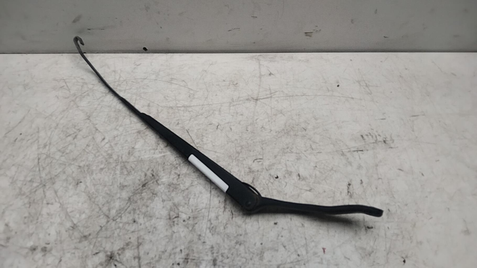 Braccio tergicristallo anteriore sinistro FORD FIESTA 5 PHASE 1 Gasolina - 1