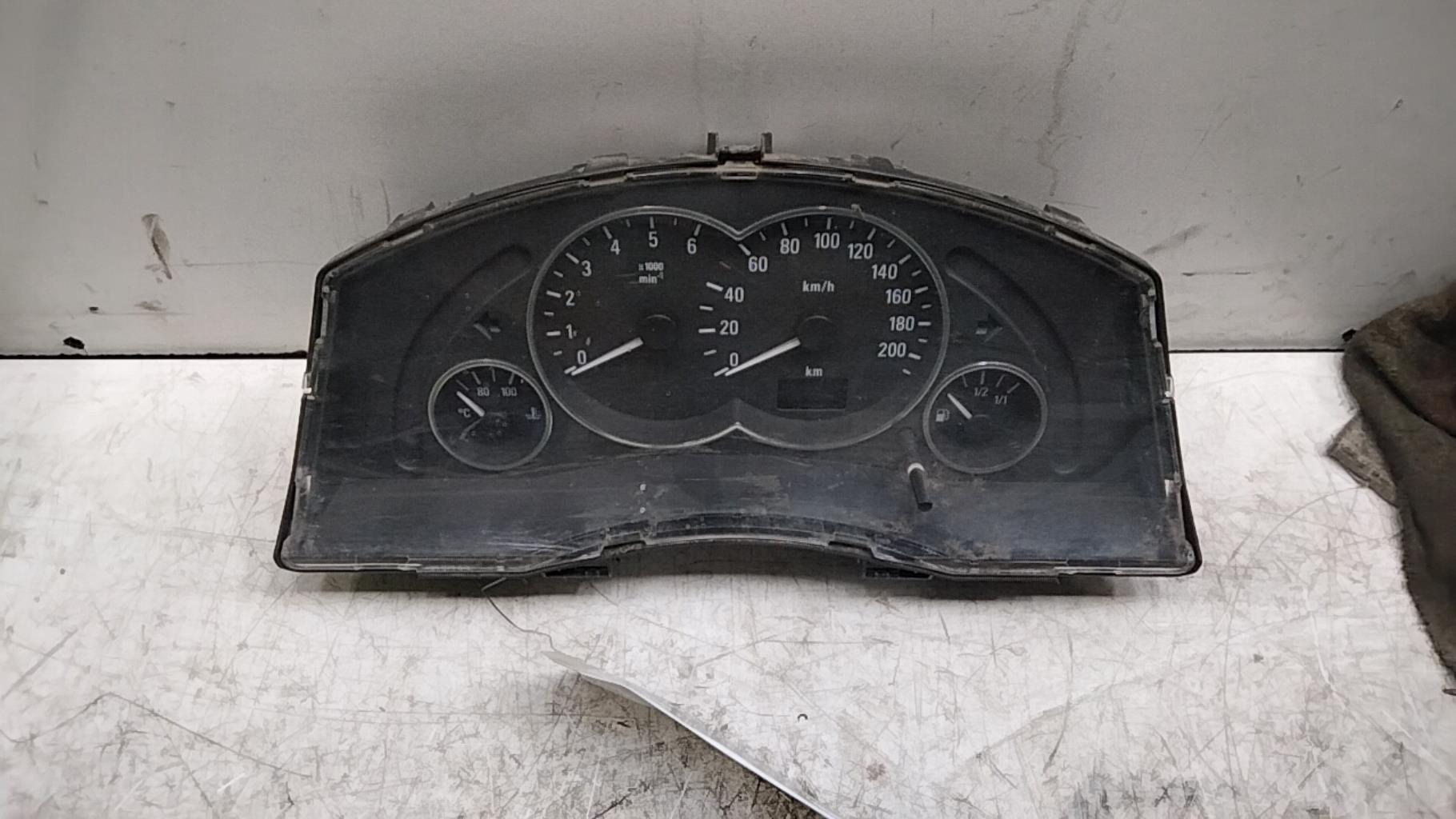 Compteur OPEL MERIVA A PHASE 1 Diesel - 1