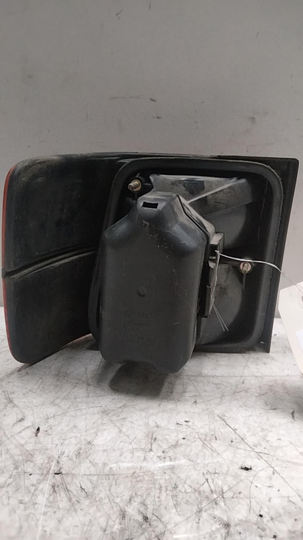 Fanale posteriore principale destro (luci) VOLKSWAGEN VENTO Diésel - 1