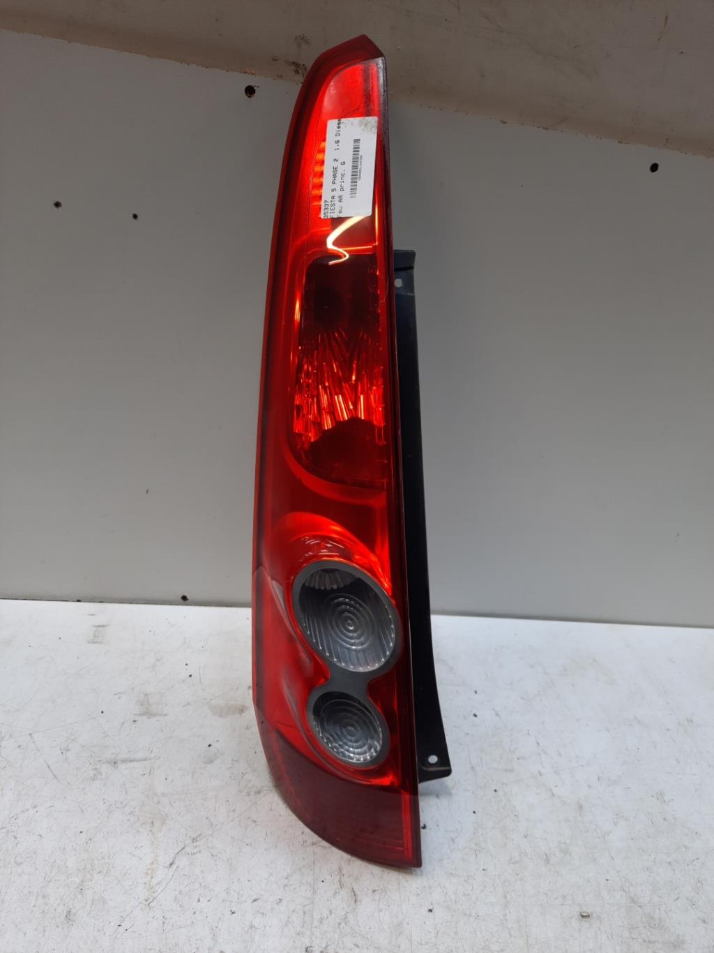 Fanale posteriore principale sinistro (luci) FORD FIESTA 5 PHASE 2 Diésel - 1
