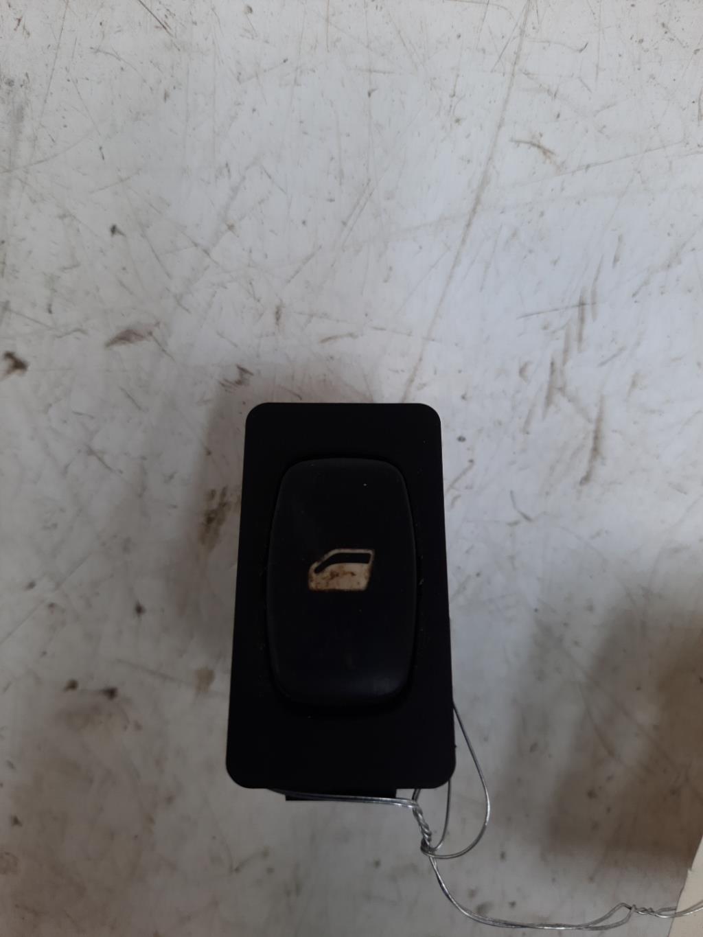 Interruttore lavacristalli posteriore destro CITROEN C8 Diésel - 1