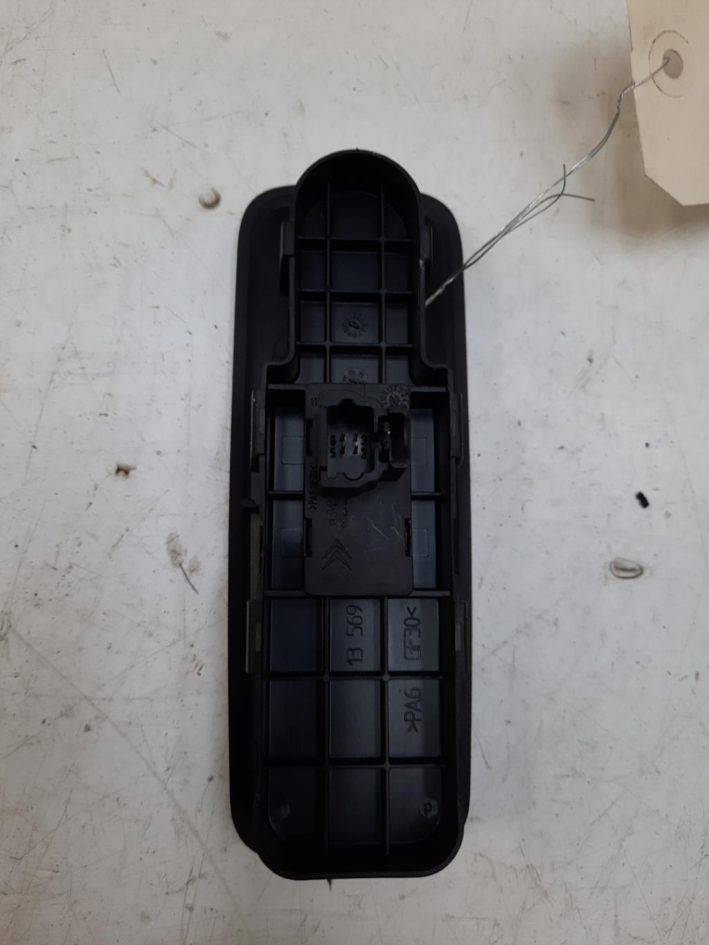 Interruttore lavacristalli anteriore destro CITROEN C8 Diésel - 1