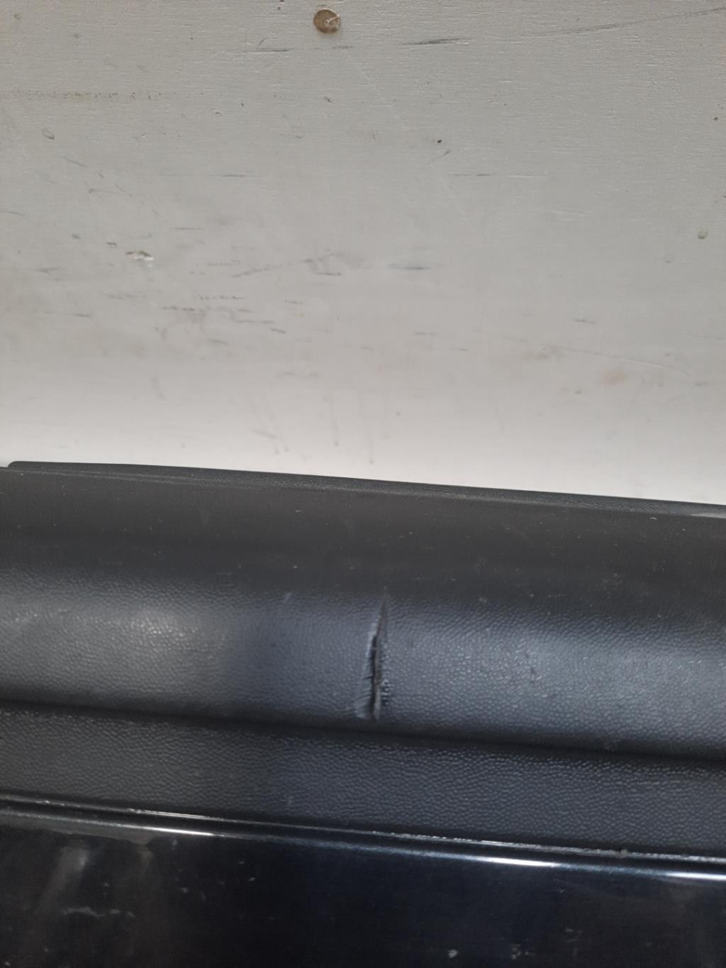 Paraurti anteriore VOLKSWAGEN VENTO Diésel - 1