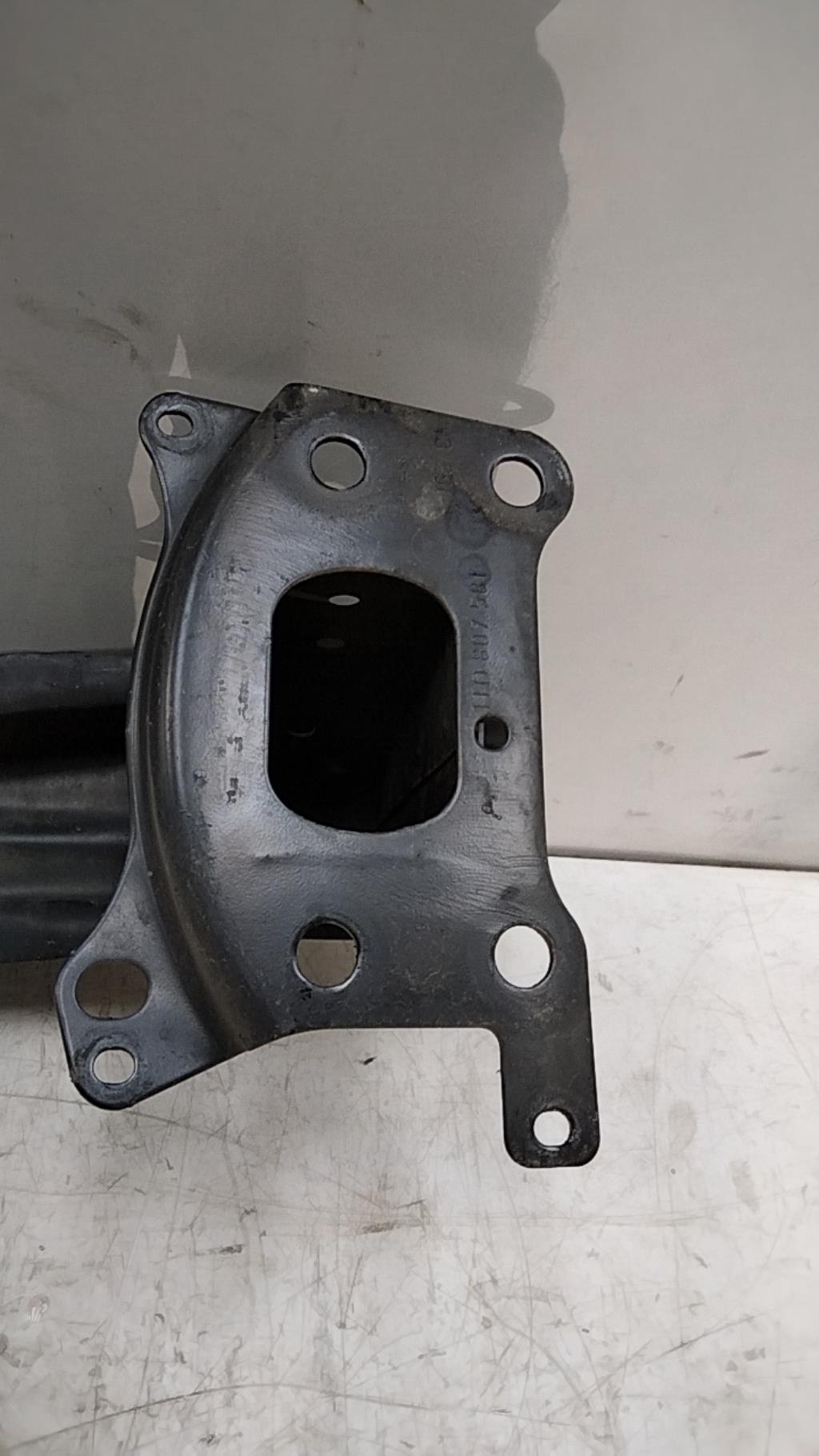 Traversa rinforzo paraurti anteriore VOLKSWAGEN GOLF 5 Diésel - 1
