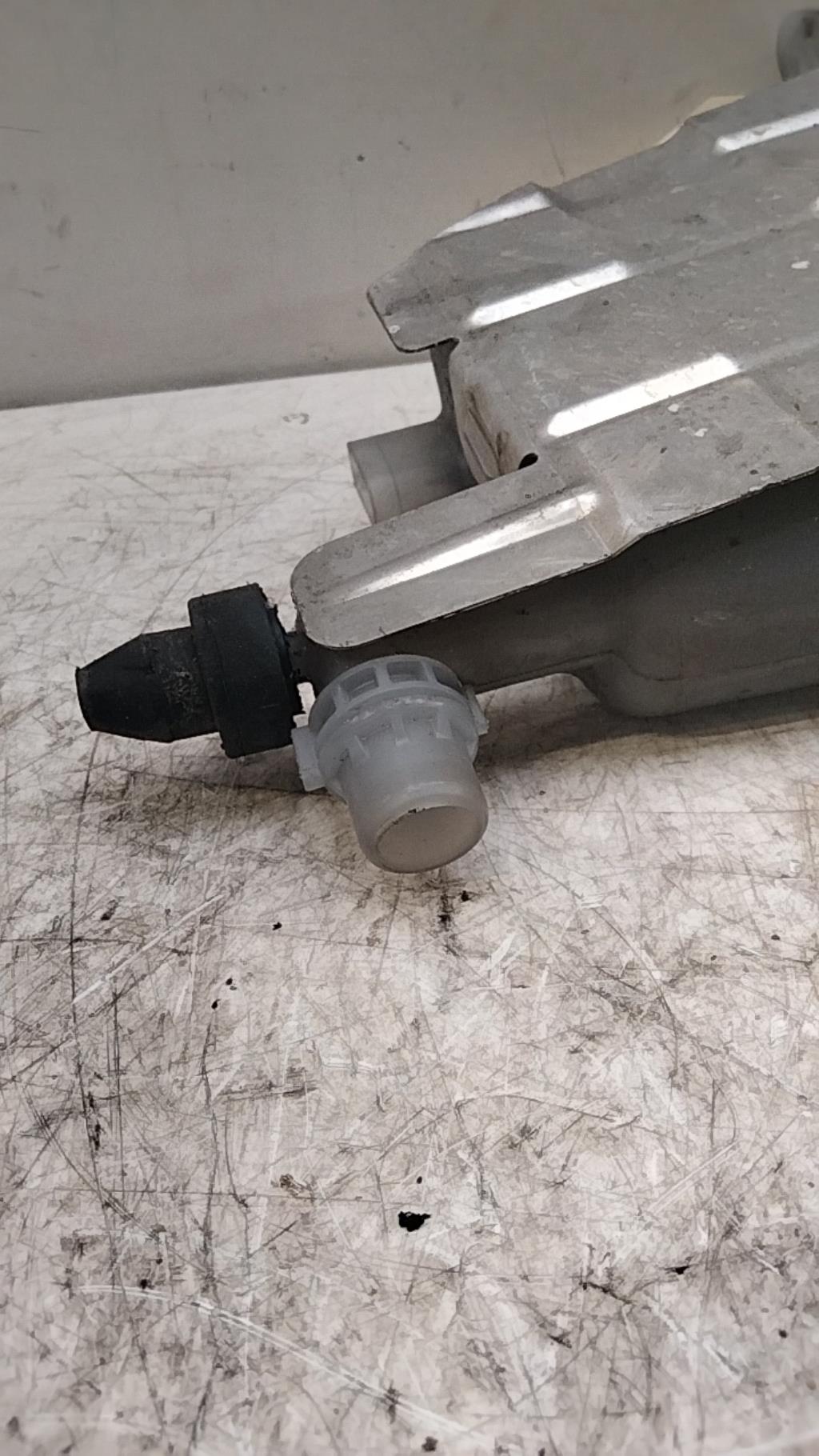 Vase d'expansion AUDI A5 1 COUPE PHASE 1 Diesel - 1