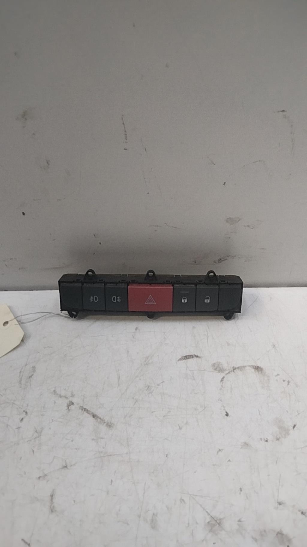 Bouton de warning FIAT DUCATO 3 PHASE 1 Diesel - 1