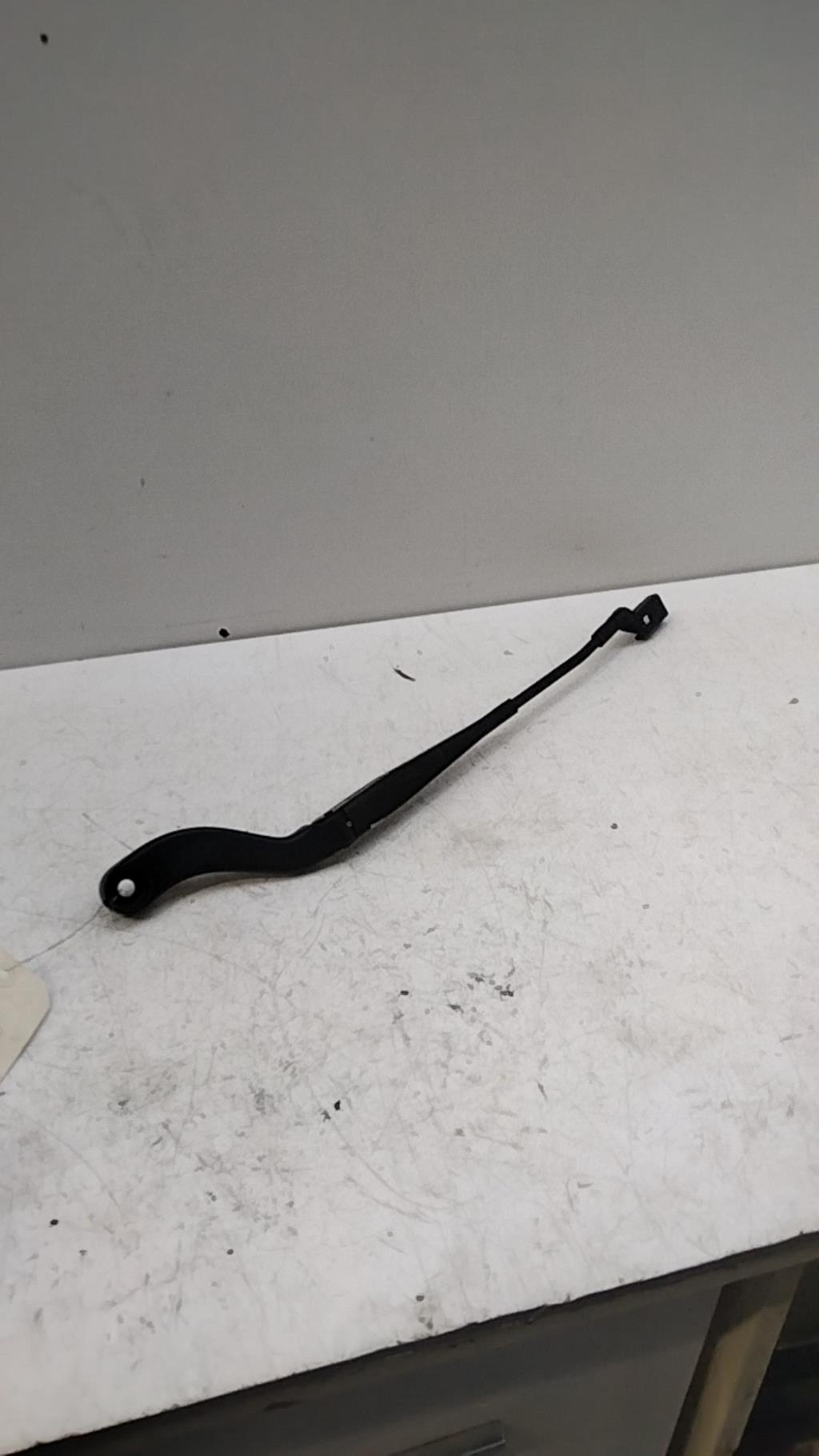 Braccio tergicristallo anteriore sinistro FORD ECOSPORT PHASE 2  - 1