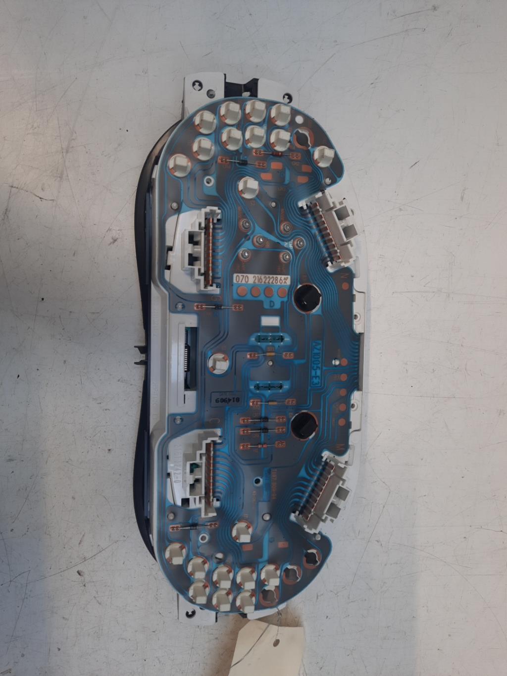 Compteur RENAULT CLIO 2 PHASE 1 Essence - 1