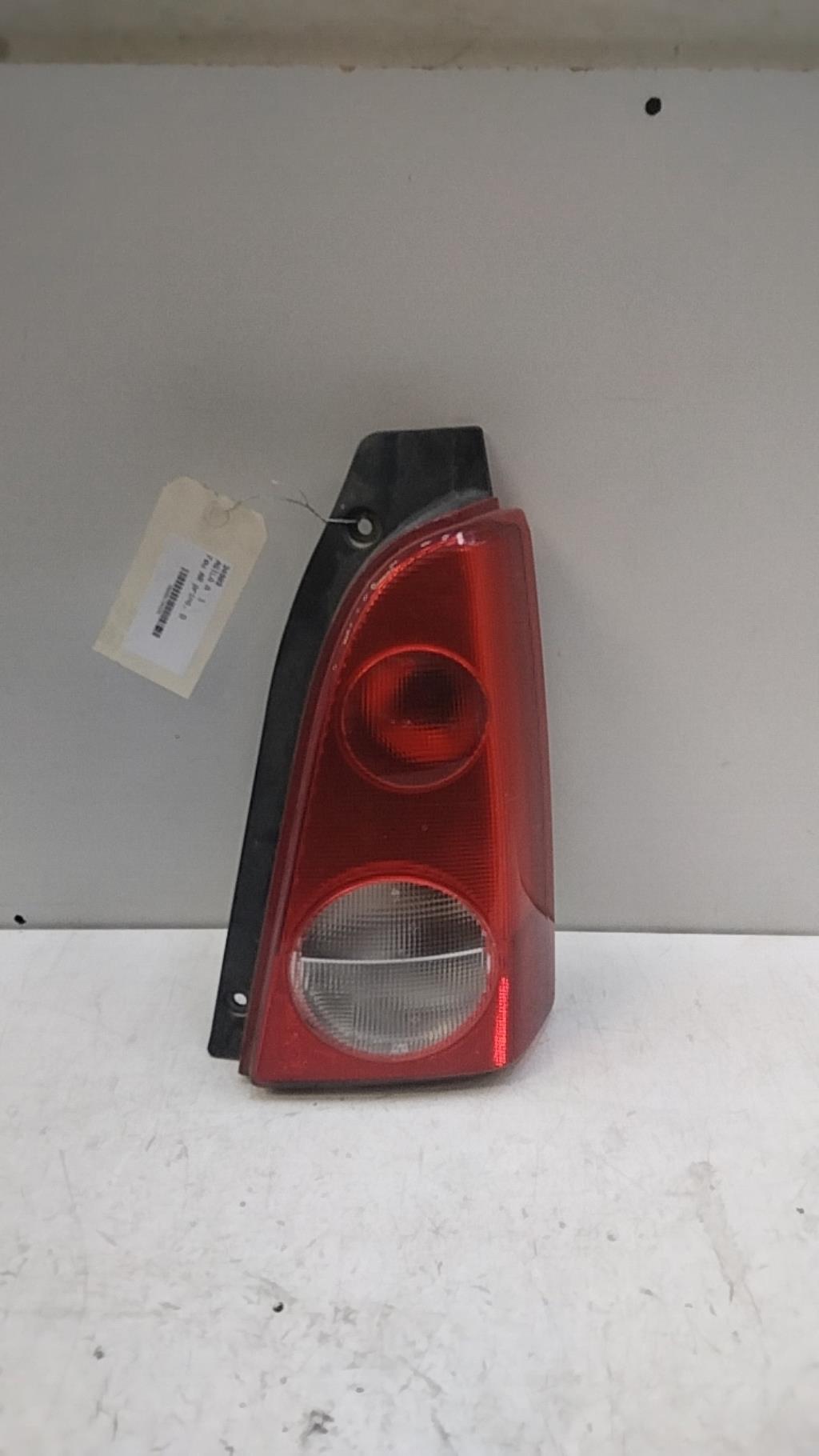 Fanale posteriore principale destro (luci) OPEL AGILA A  - 1