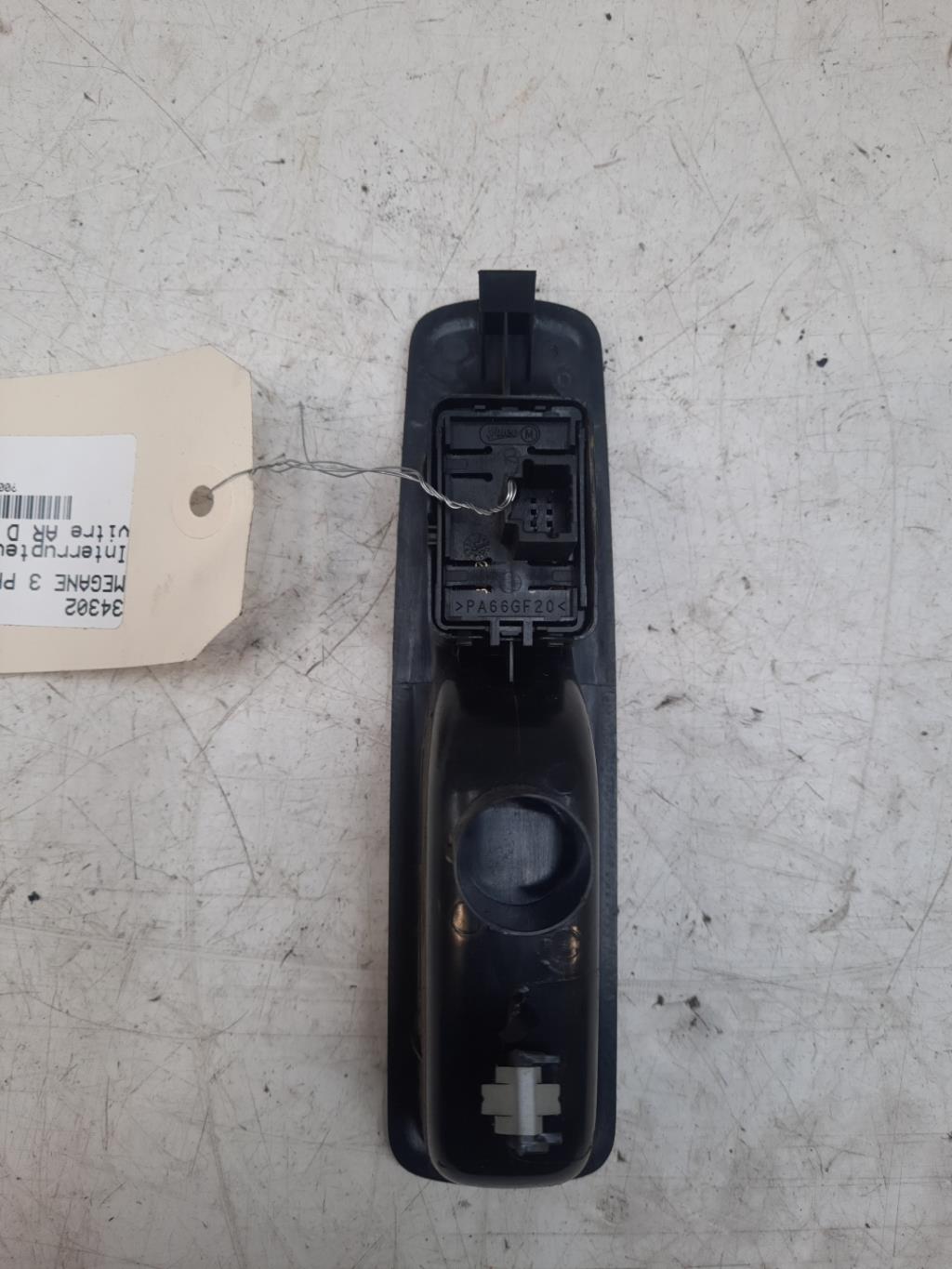 Interruttore lavacristalli posteriore destro RENAULT MEGANE 3 PHASE 2 Diésel - 1