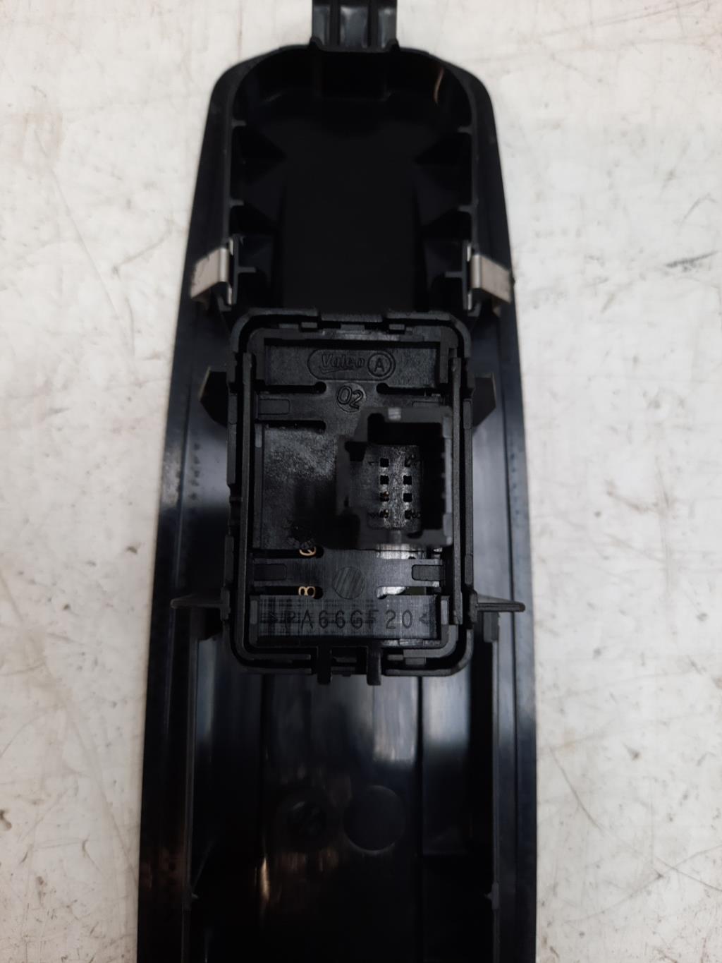Interruttore lavacristalli anteriore destro RENAULT GRAND SCENIC 3 PHASE 1 Diésel - 1