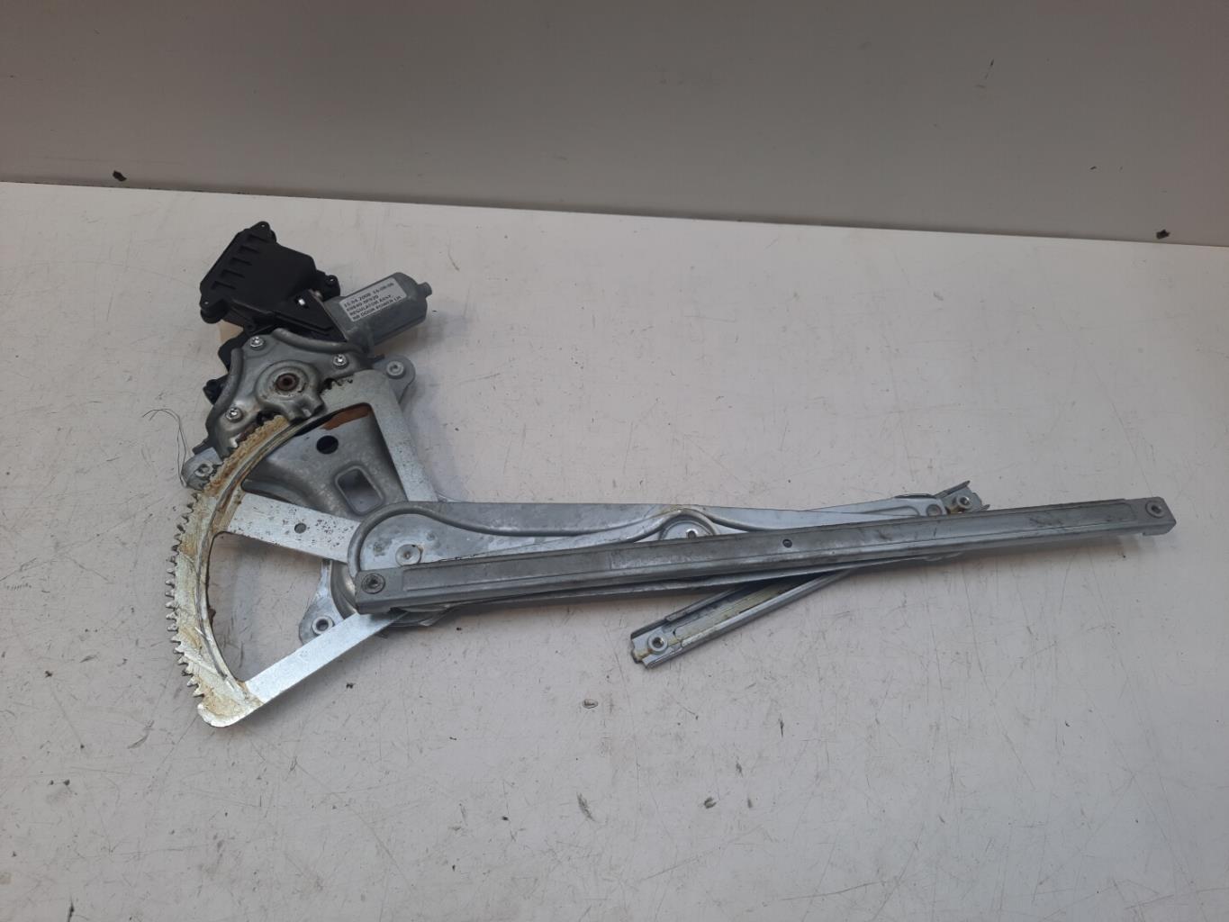 Alzacristalli elettrico posteriore sinistro TOYOTA COROLLA VERSO 2 PHASE 2 Diésel - 1